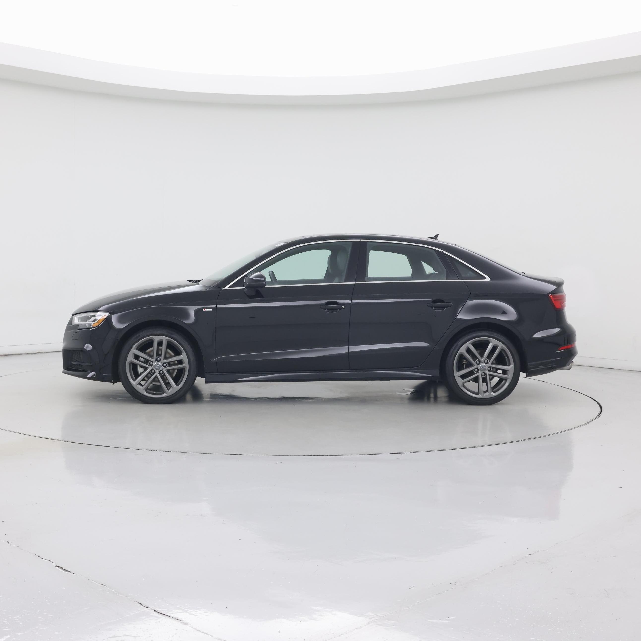 Thumbnail: 2018 Audi A3 - 3
