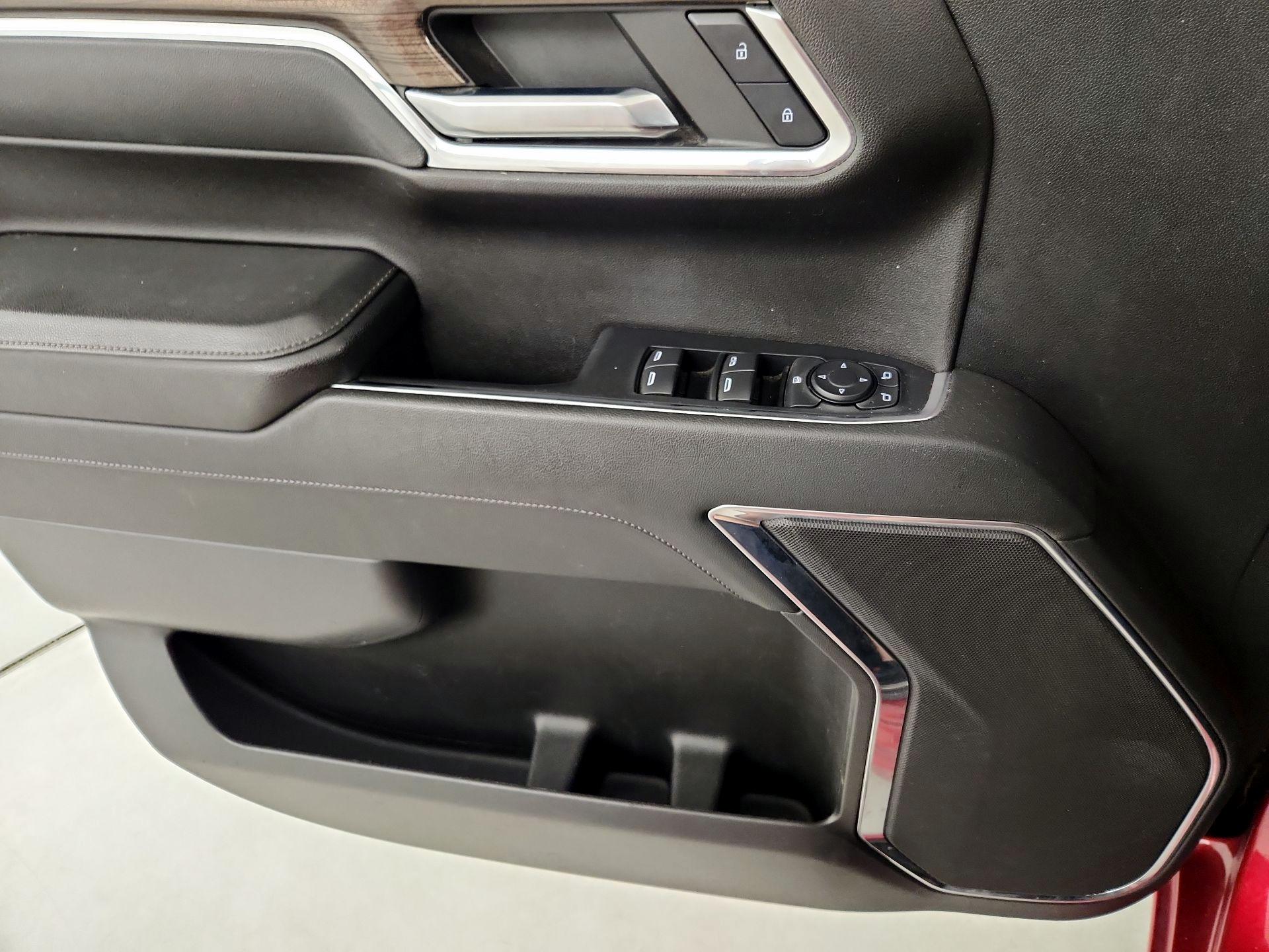 Thumbnail: 2023 Chevrolet Silverado 1500 - 12