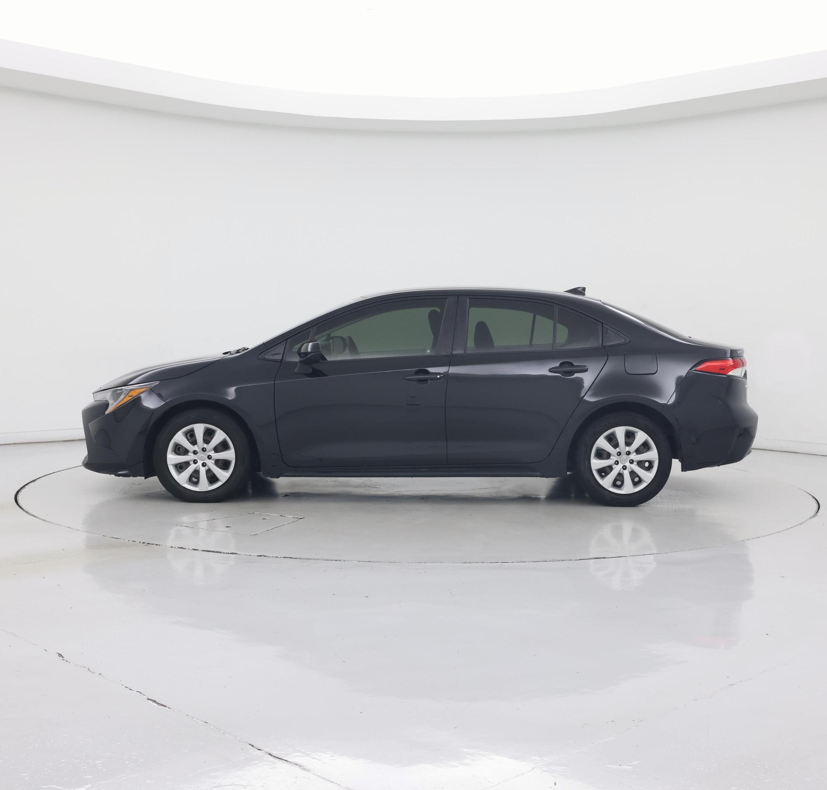 Thumbnail: 2021 Toyota Corolla - 3