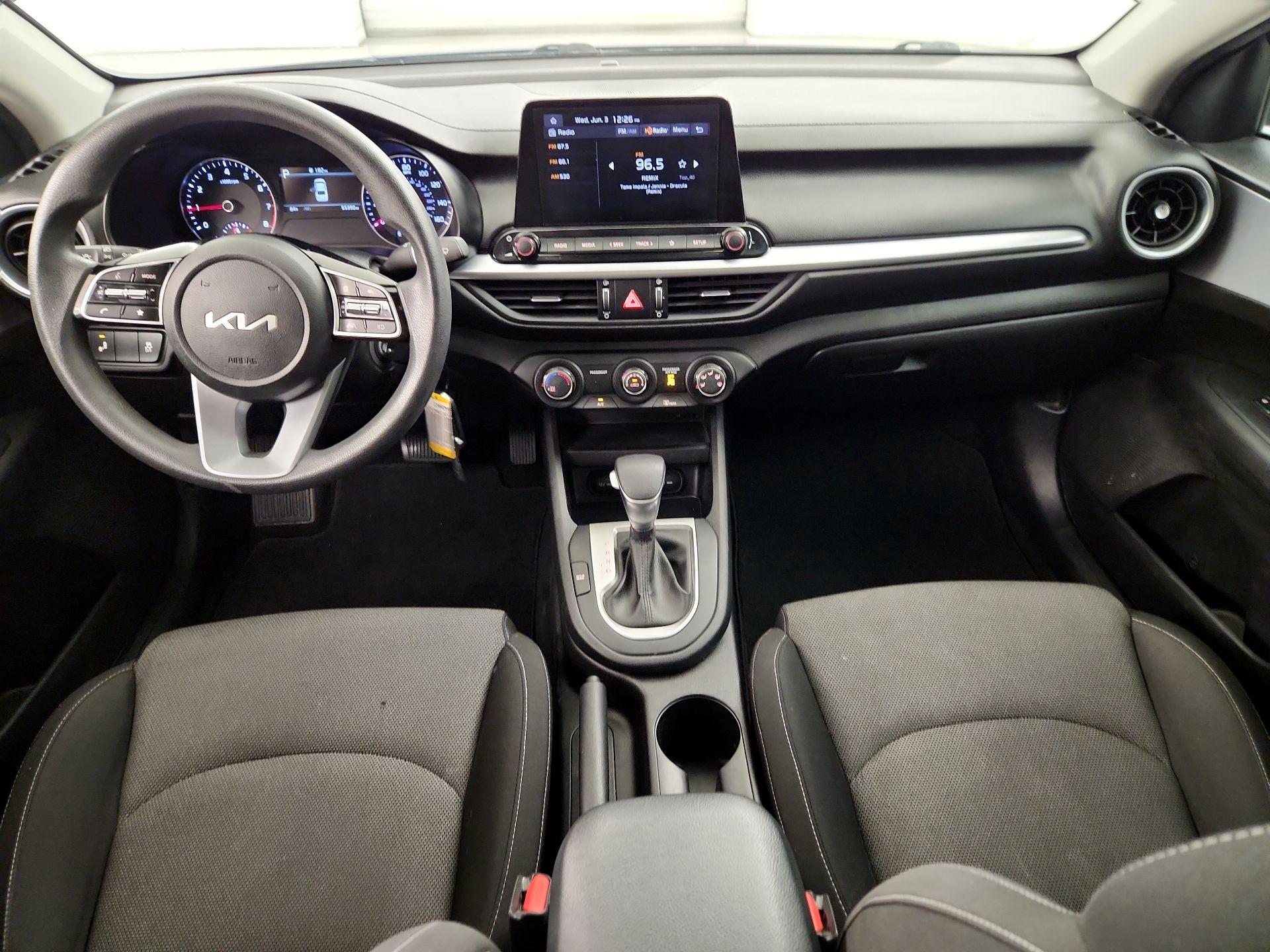 Thumbnail: 2022 Kia Forte - 9