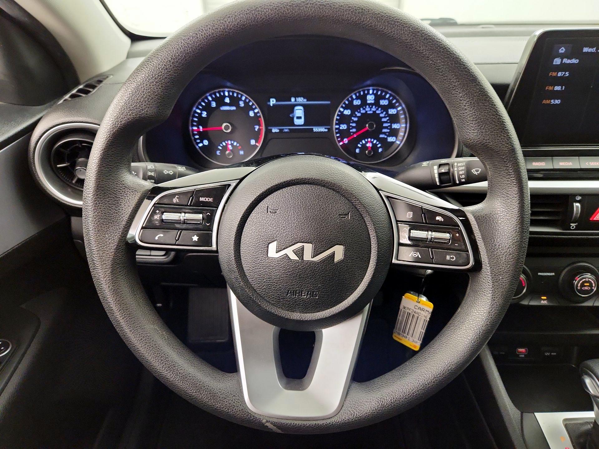 Thumbnail: 2022 Kia Forte - 10