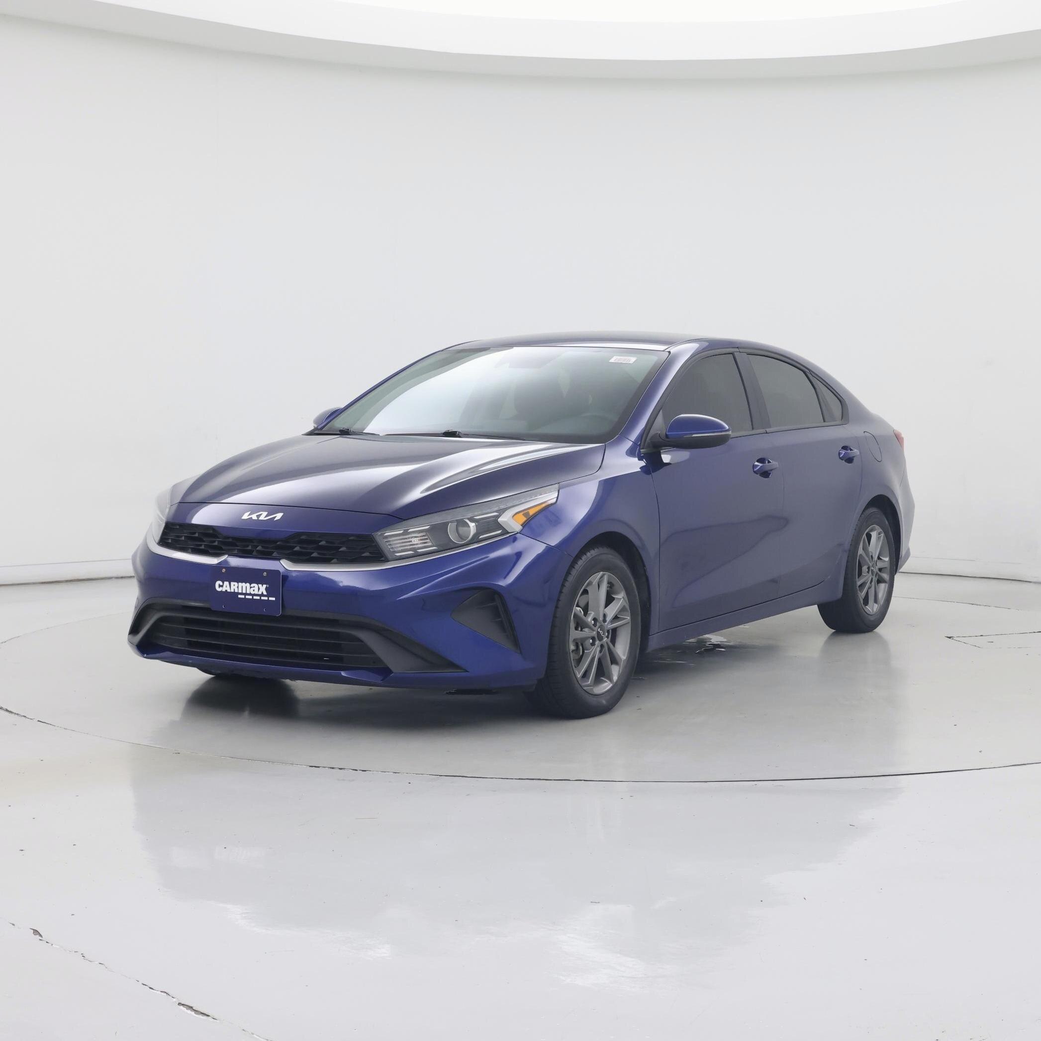 Thumbnail: 2022 Kia Forte - 4