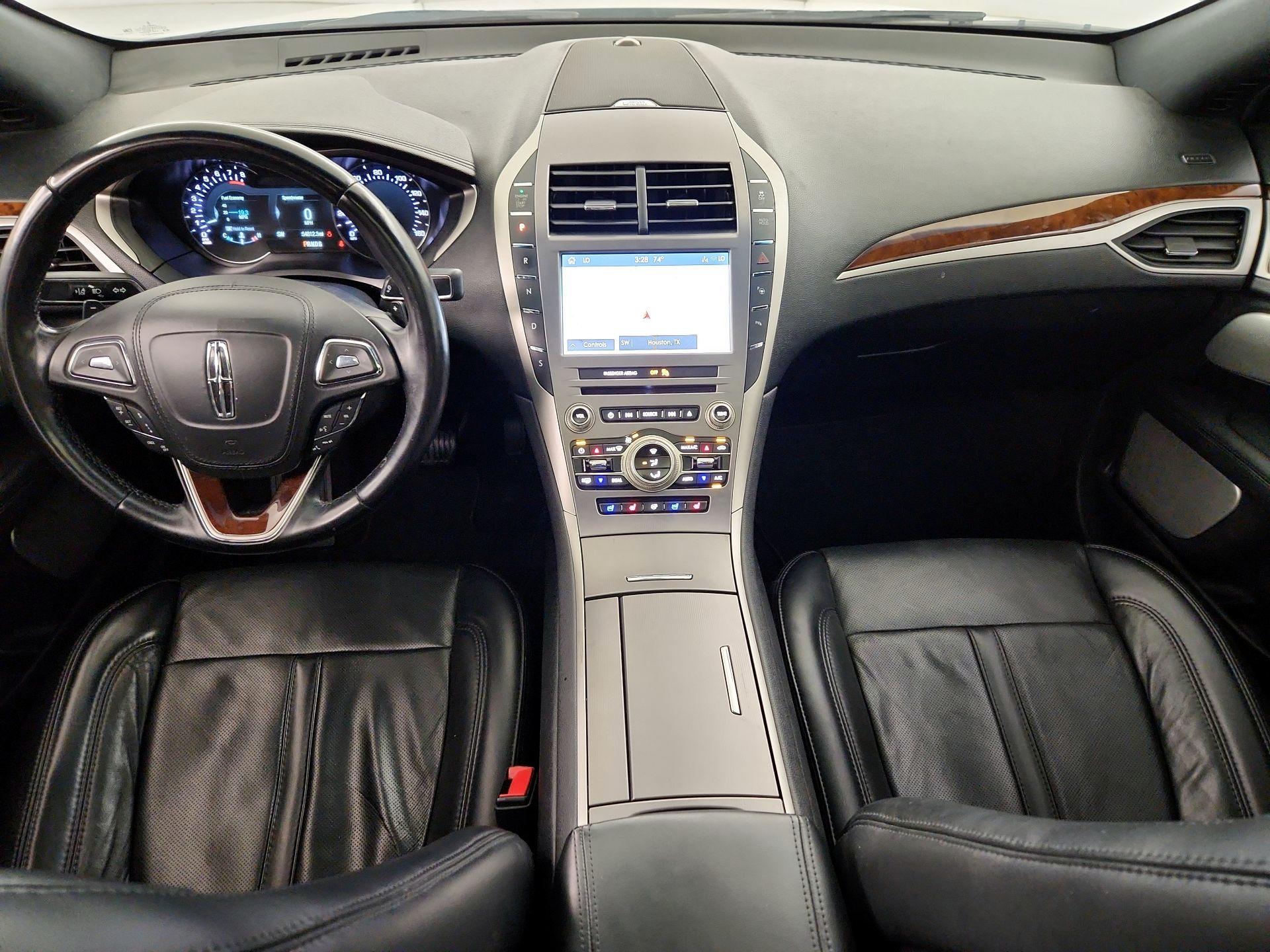 Thumbnail: 2019 Lincoln MKZ - 9