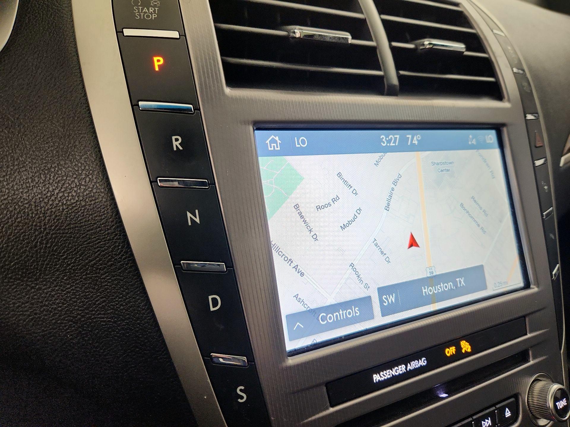 Thumbnail: 2019 Lincoln MKZ - 18