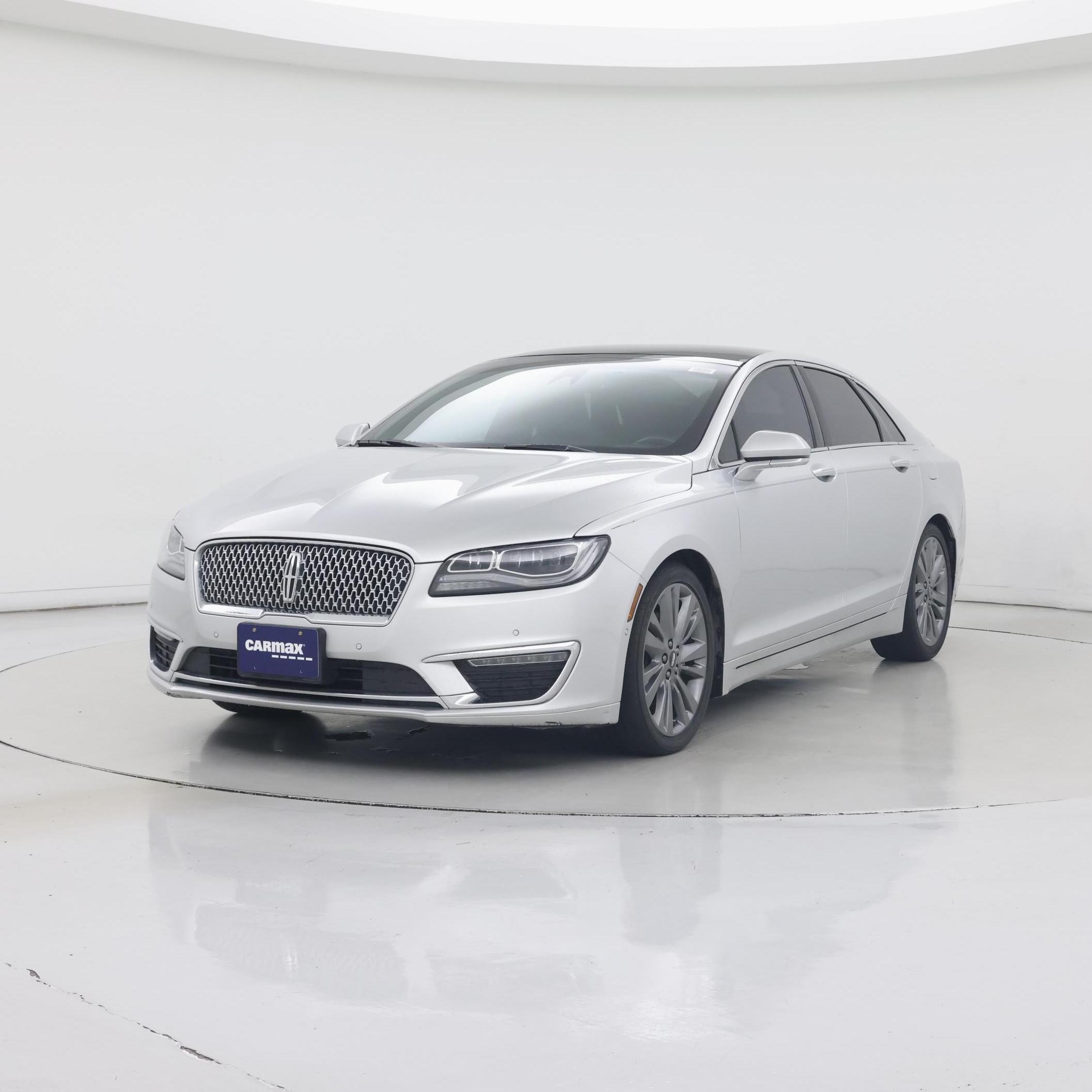 Thumbnail: 2019 Lincoln MKZ - 4