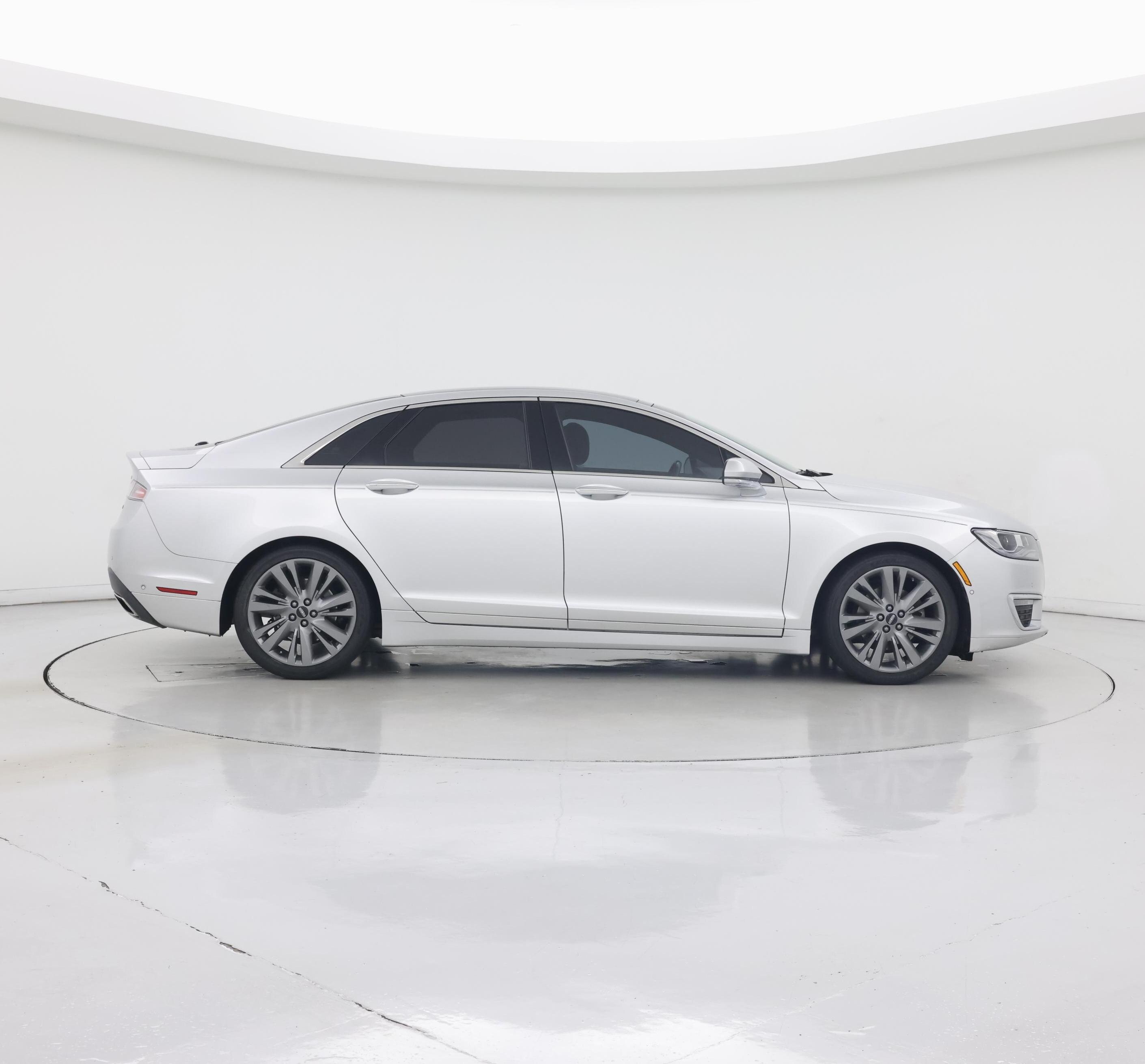 Thumbnail: 2019 Lincoln MKZ - 7