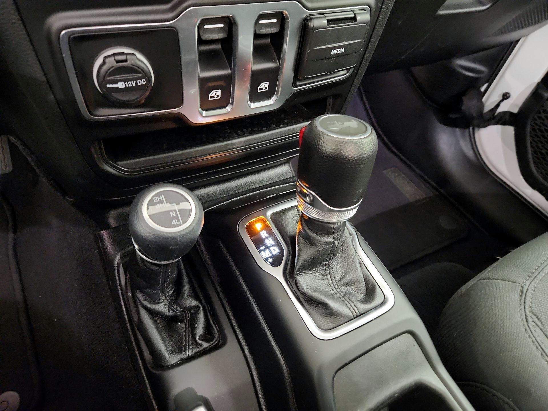 Thumbnail: 2023 Jeep Wrangler - 18
