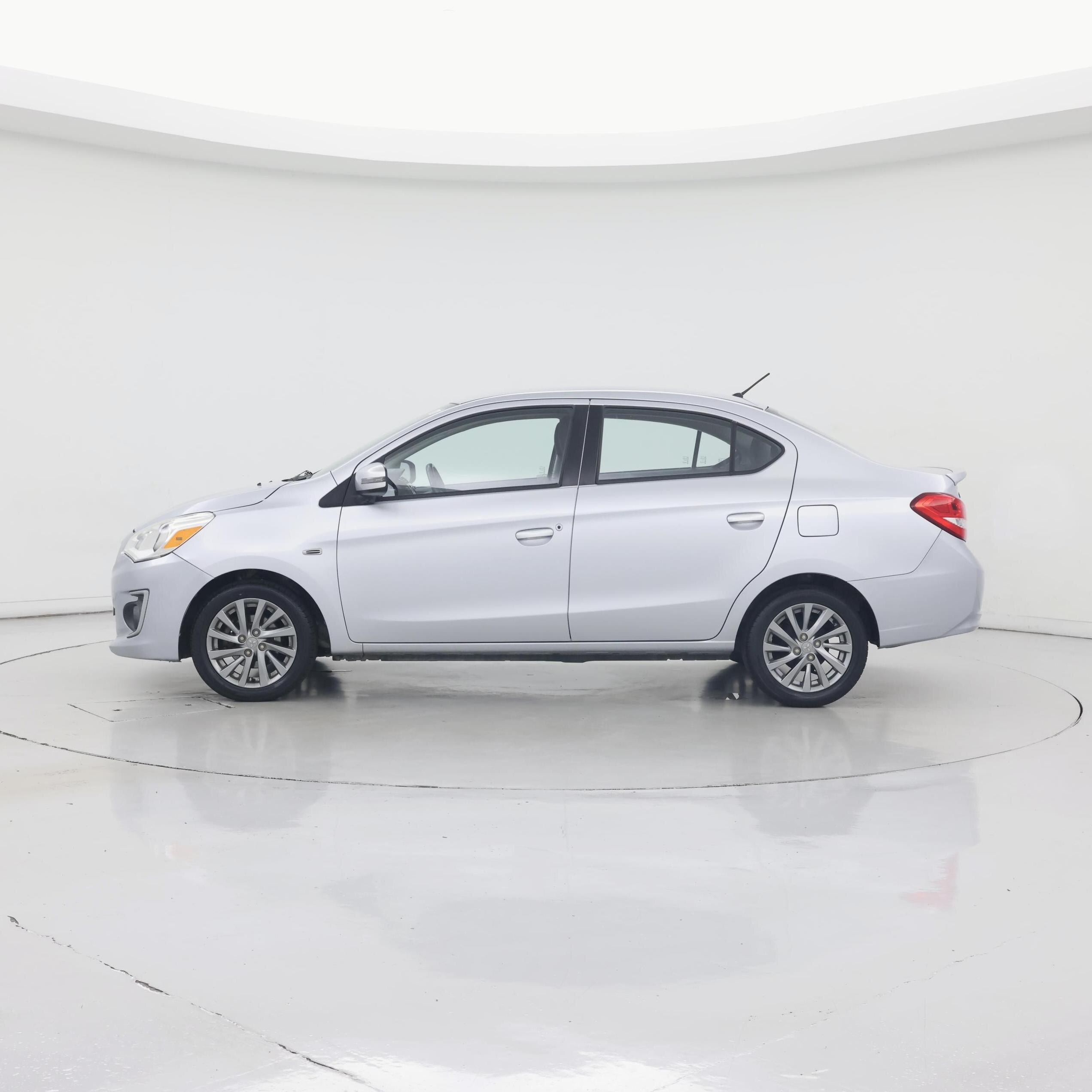 Thumbnail: 2018 Mitsubishi Mirage G4 - 3