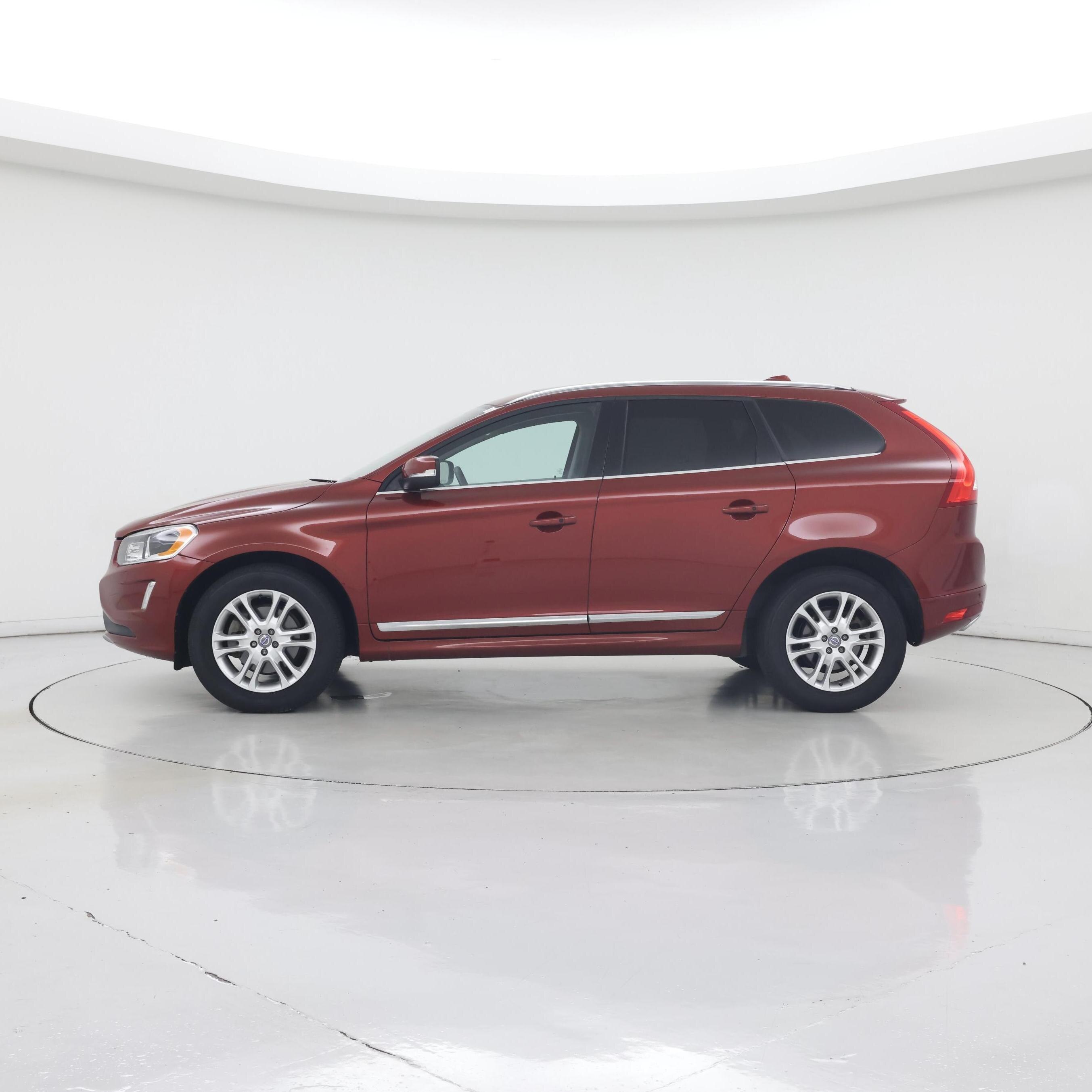 Thumbnail: 2016 Volvo XC60 - 3