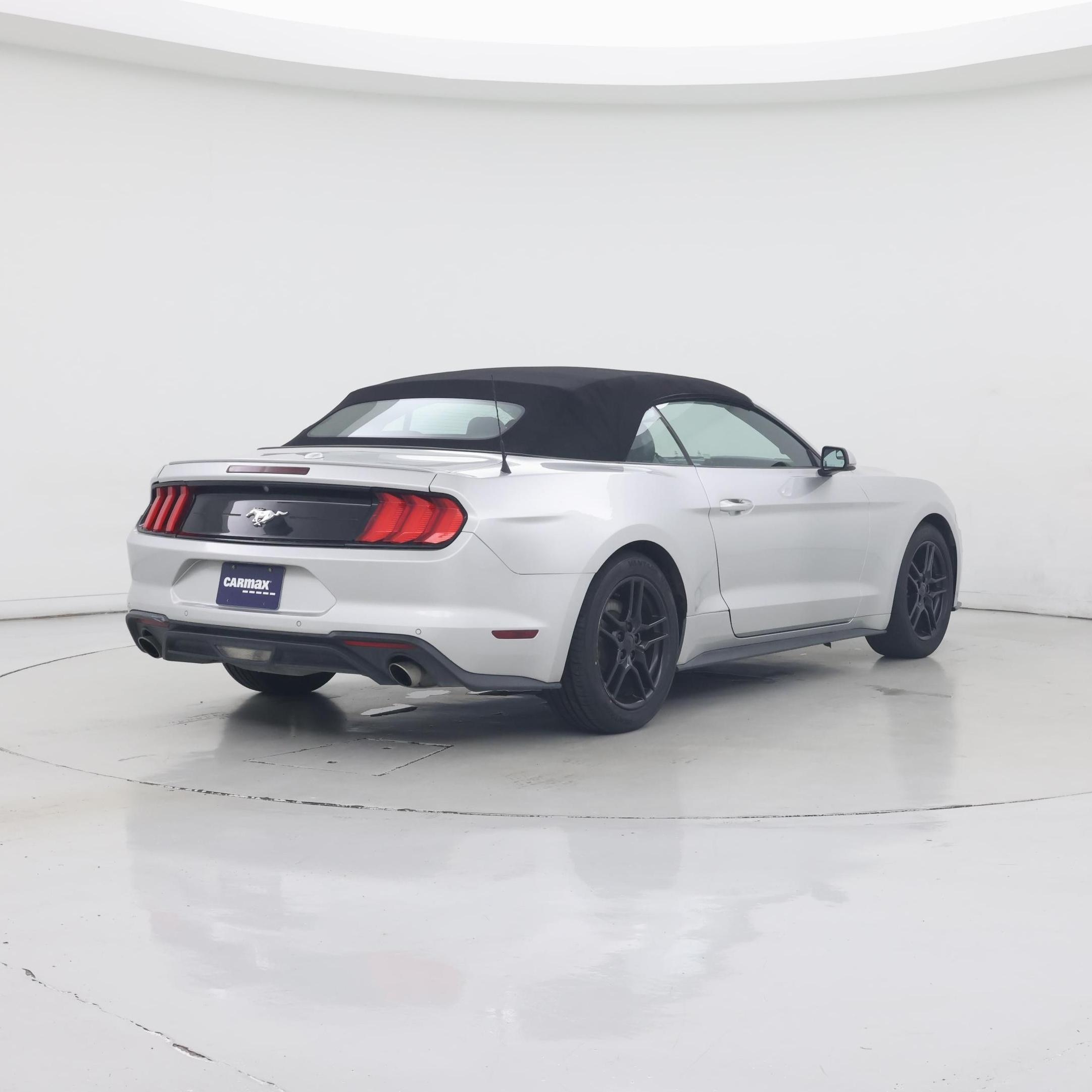 Thumbnail: 2018 Ford Mustang - 8