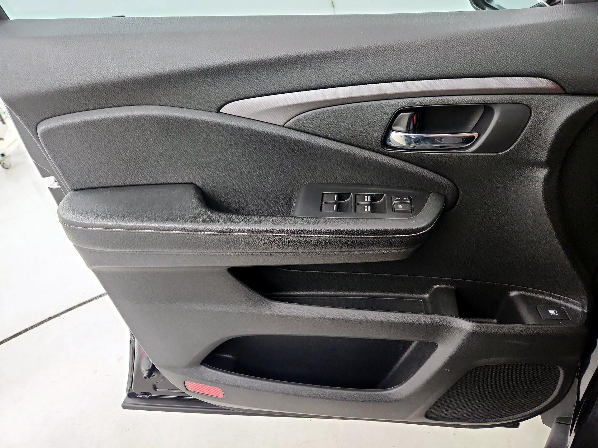 Thumbnail: 2021 Honda Ridgeline - 12