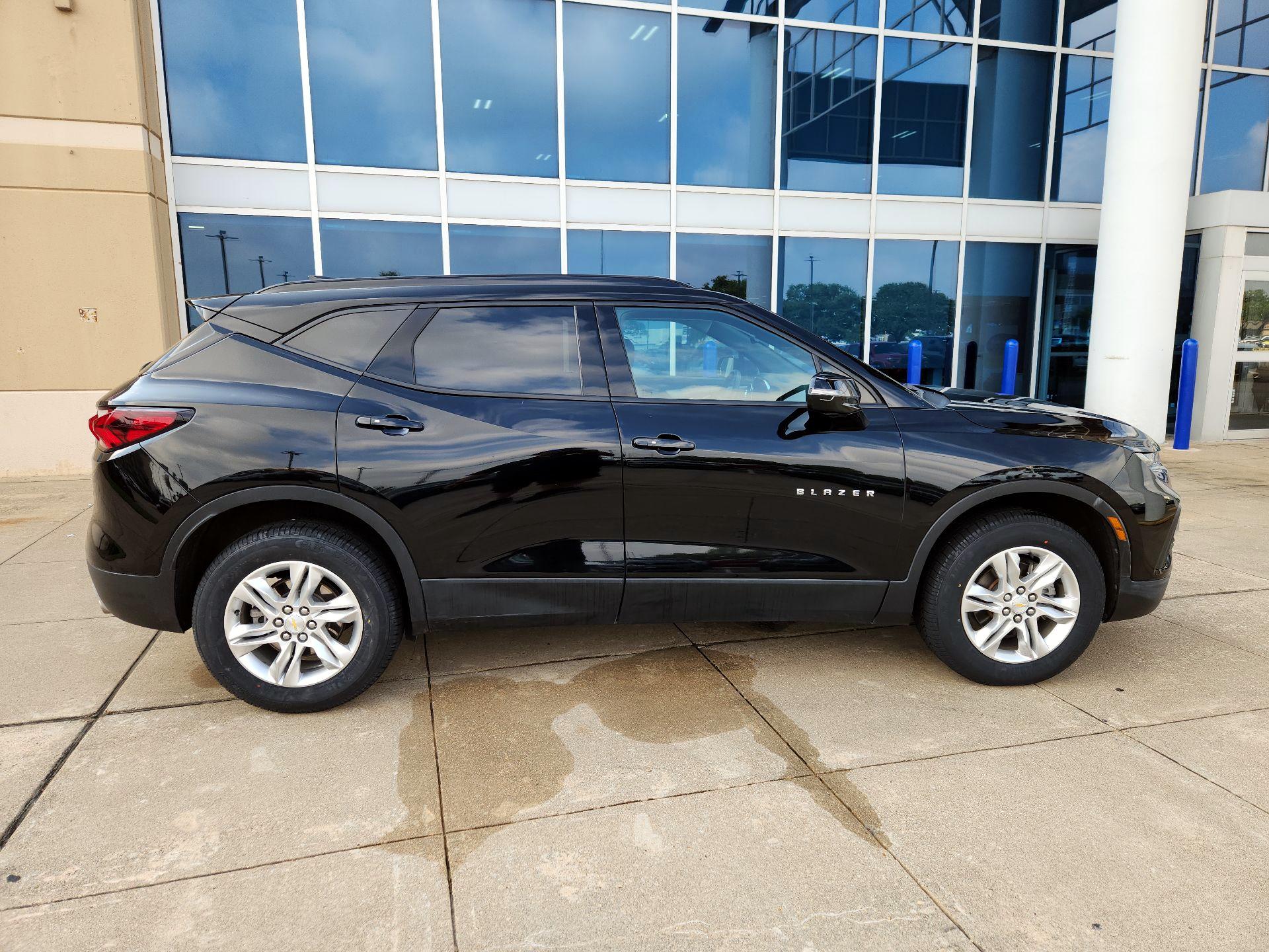 Thumbnail: 2022 Chevrolet Blazer - 4