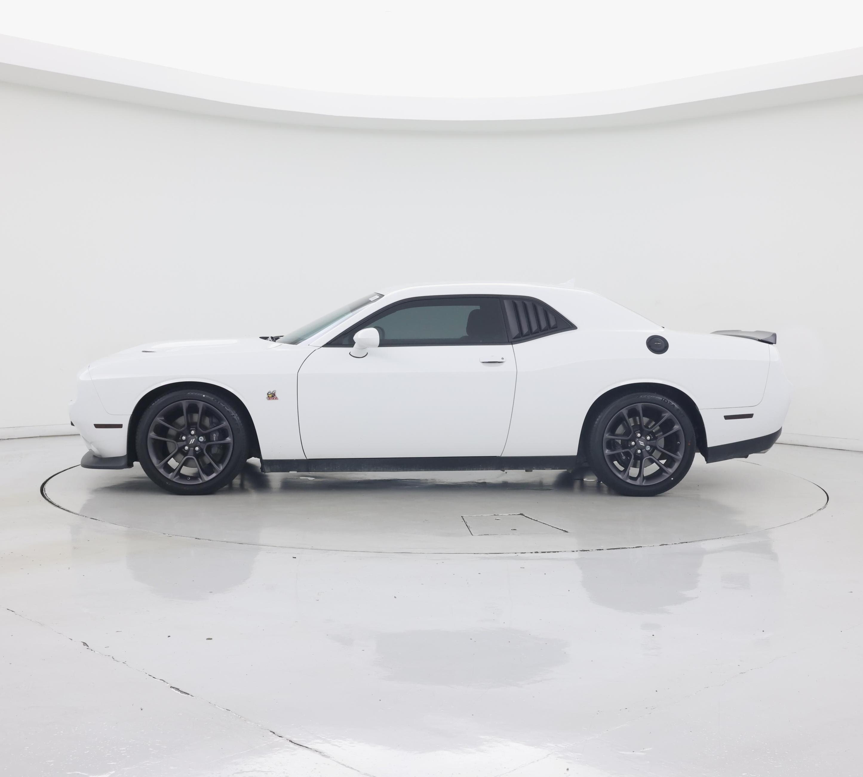 Thumbnail: 2022 Dodge Challenger - 3