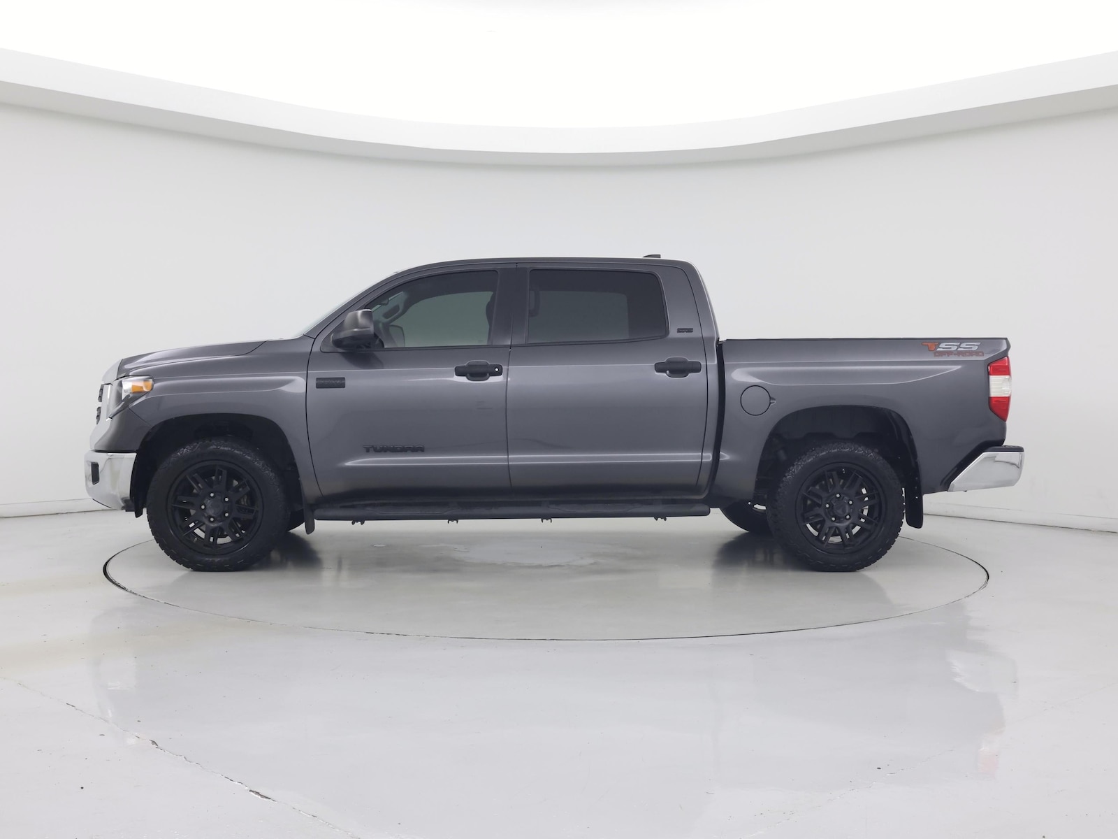 2021 Toyota Tundra SR5 - Photo 4