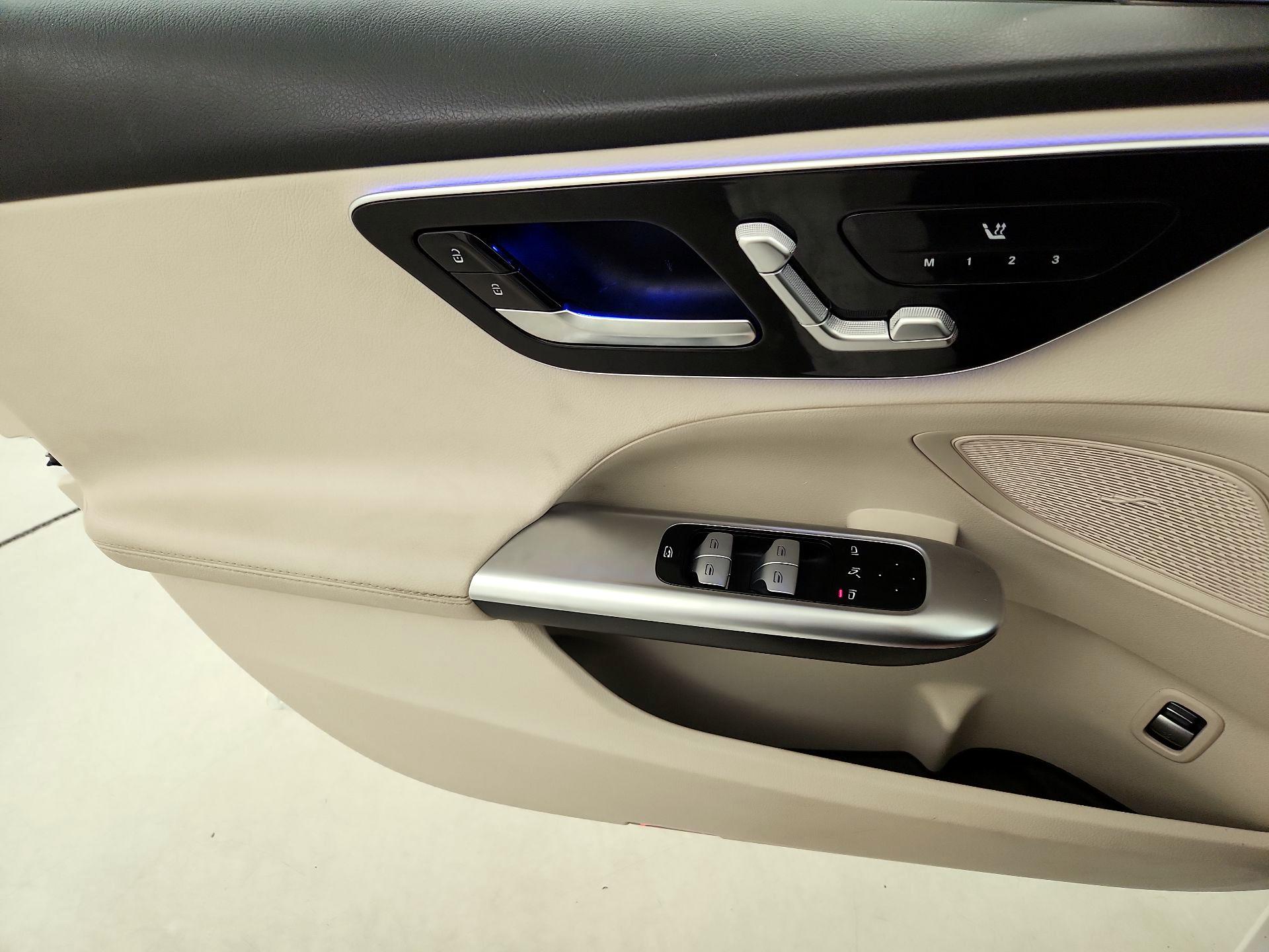 Thumbnail: 2024 Mercedes-Benz C-Class - 12