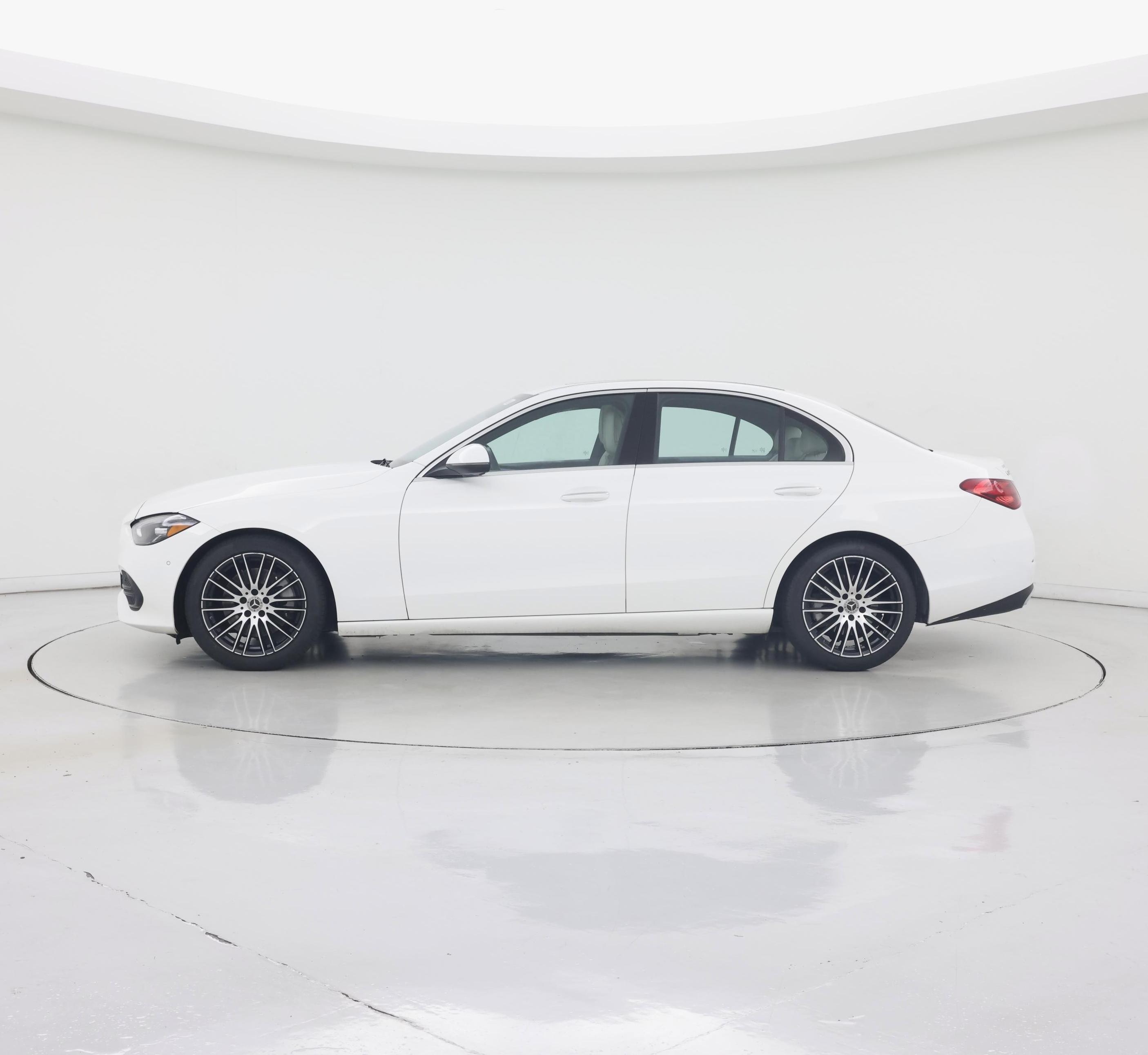 Thumbnail: 2024 Mercedes-Benz C-Class - 3
