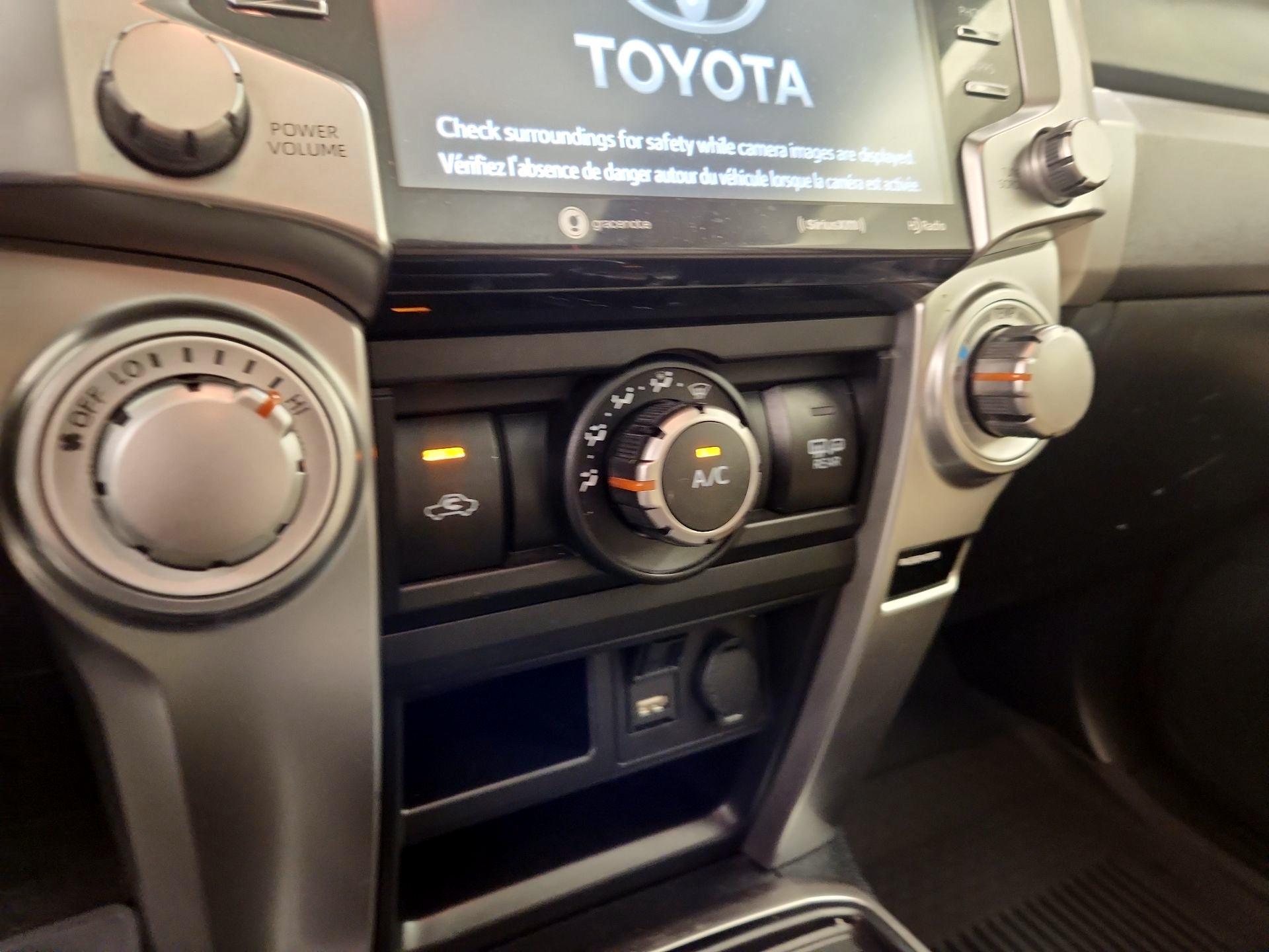 Thumbnail: 2021 Toyota 4Runner - 17