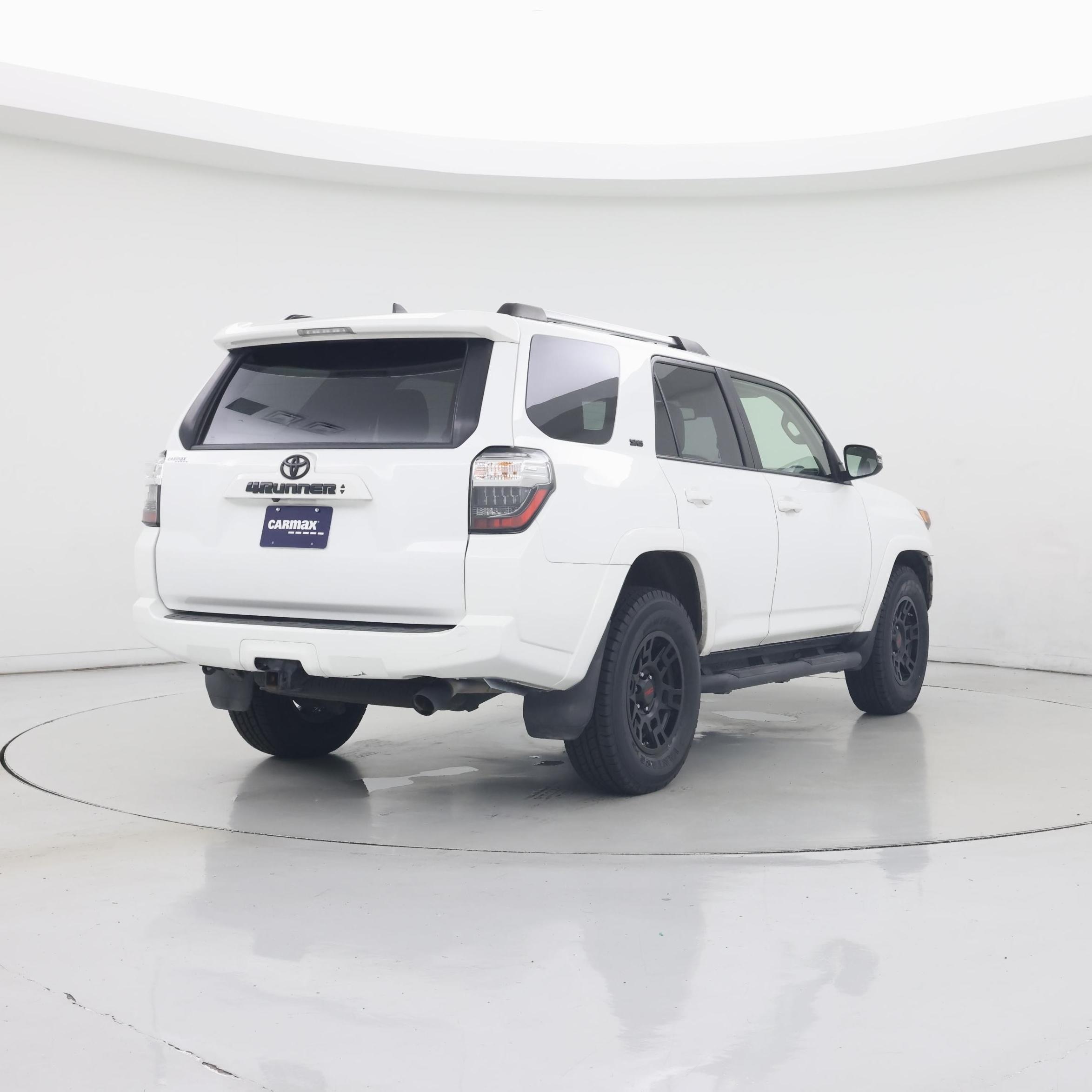 Thumbnail: 2021 Toyota 4Runner - 8