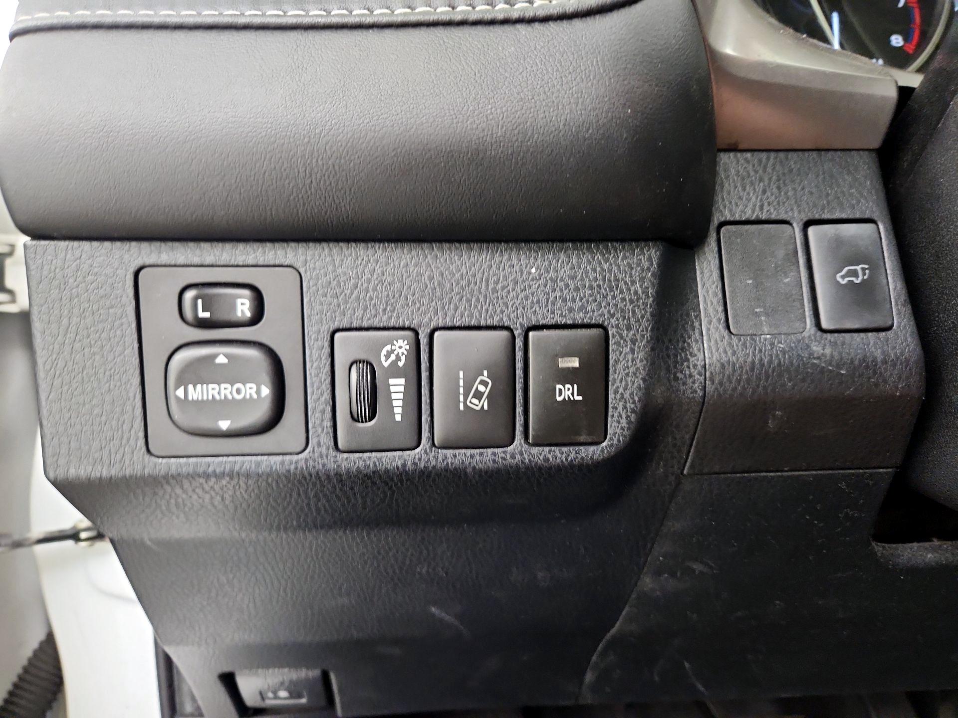 Thumbnail: 2017 Toyota RAV4 - 13