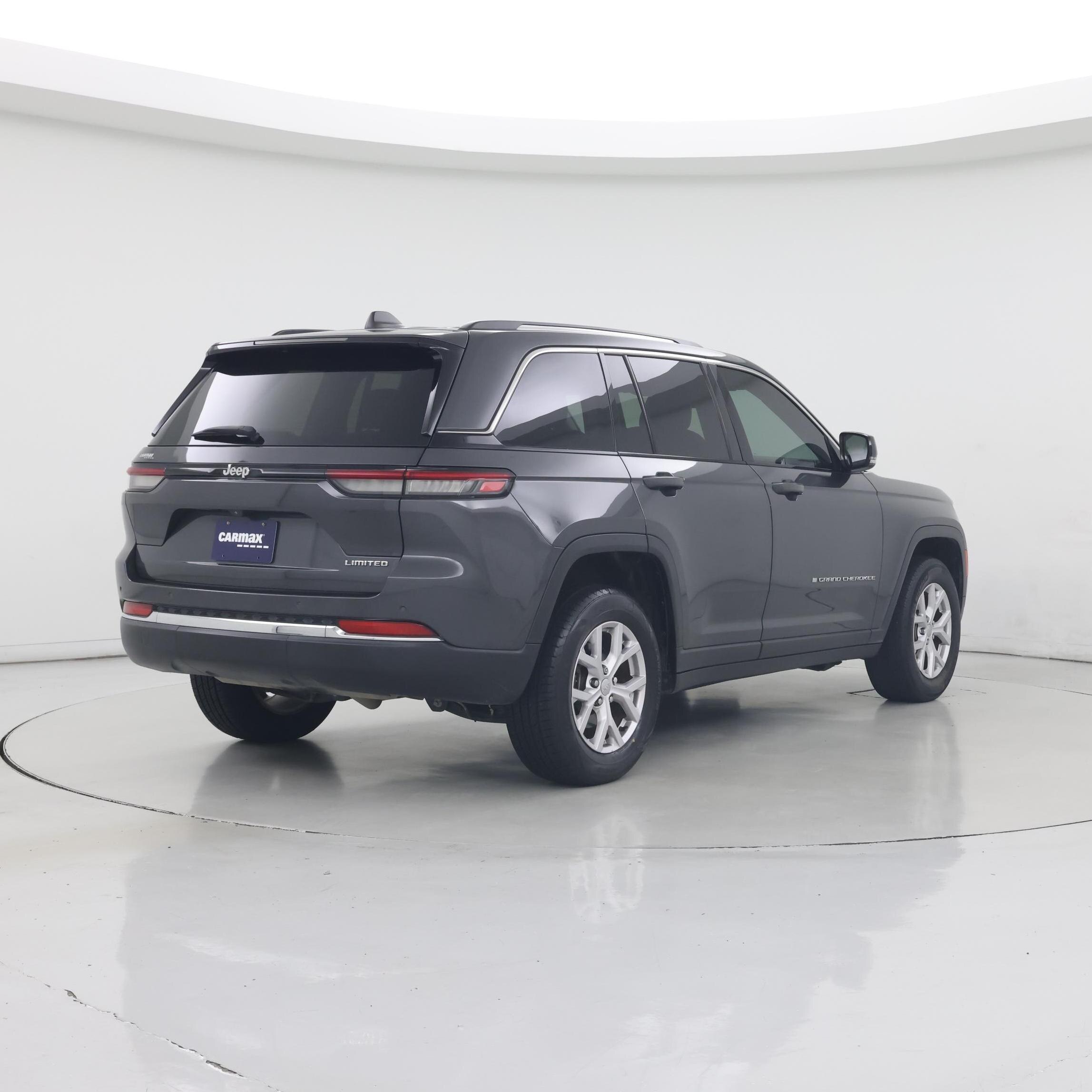 Thumbnail: 2022 Jeep Grand Cherokee - 8