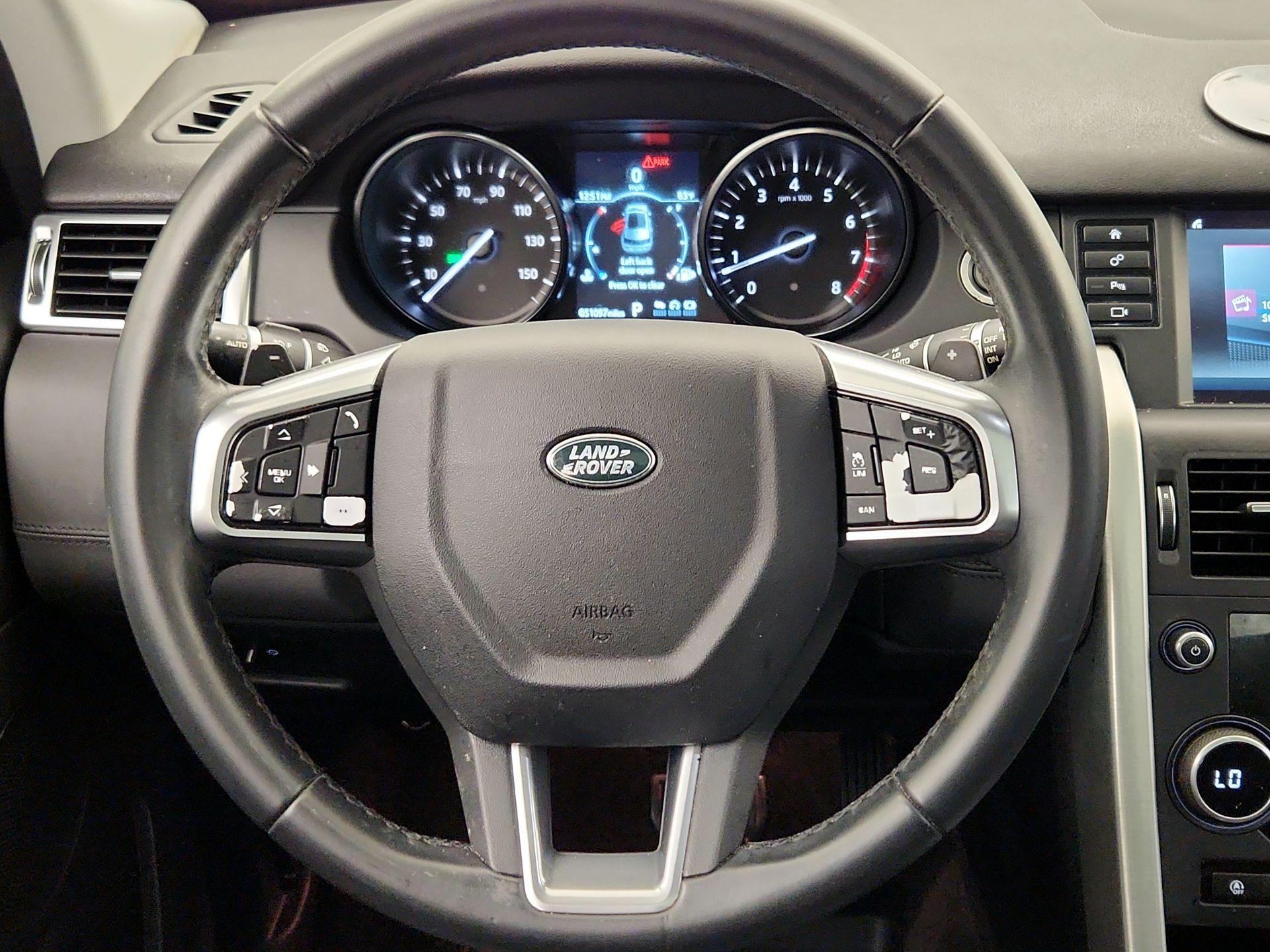 Thumbnail: 2019 Land Rover Discovery Sport - 10