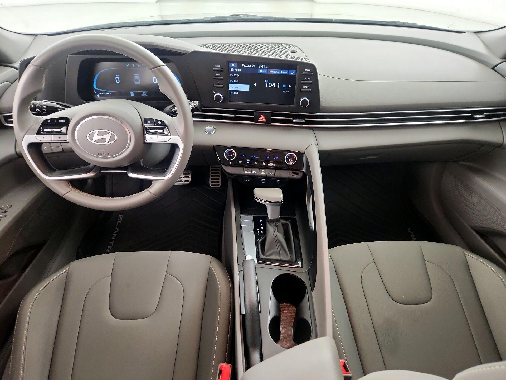 Thumbnail: 2025 Hyundai Elantra - 9