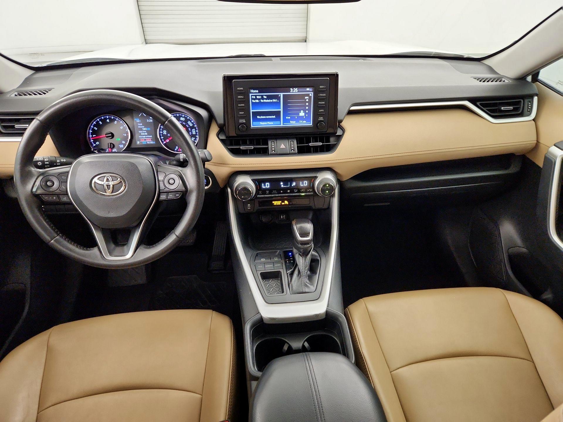 Thumbnail: 2019 Toyota RAV4 - 9