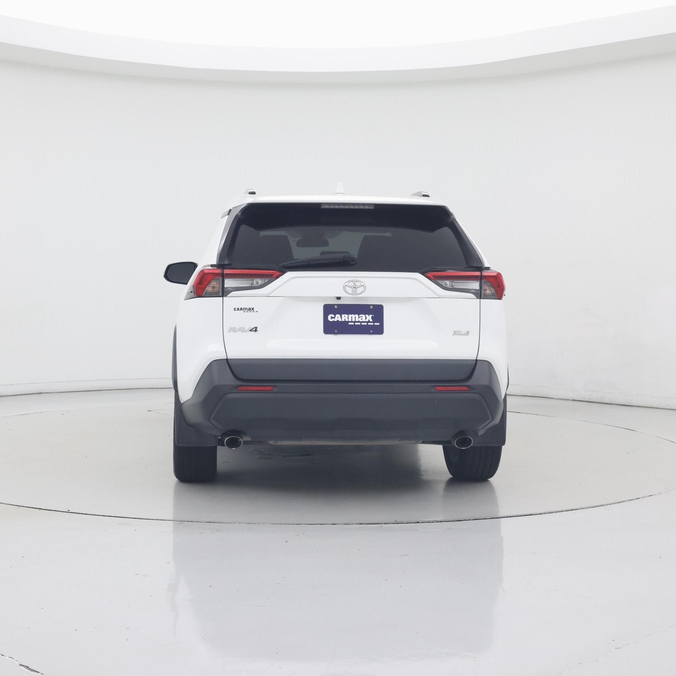 Thumbnail: 2019 Toyota RAV4 - 6