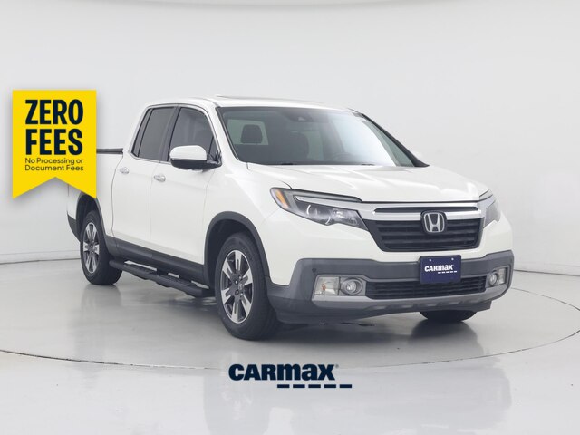 White 2019 Honda Ridgeline Pickup Truck All-Wheel Drive Automatic