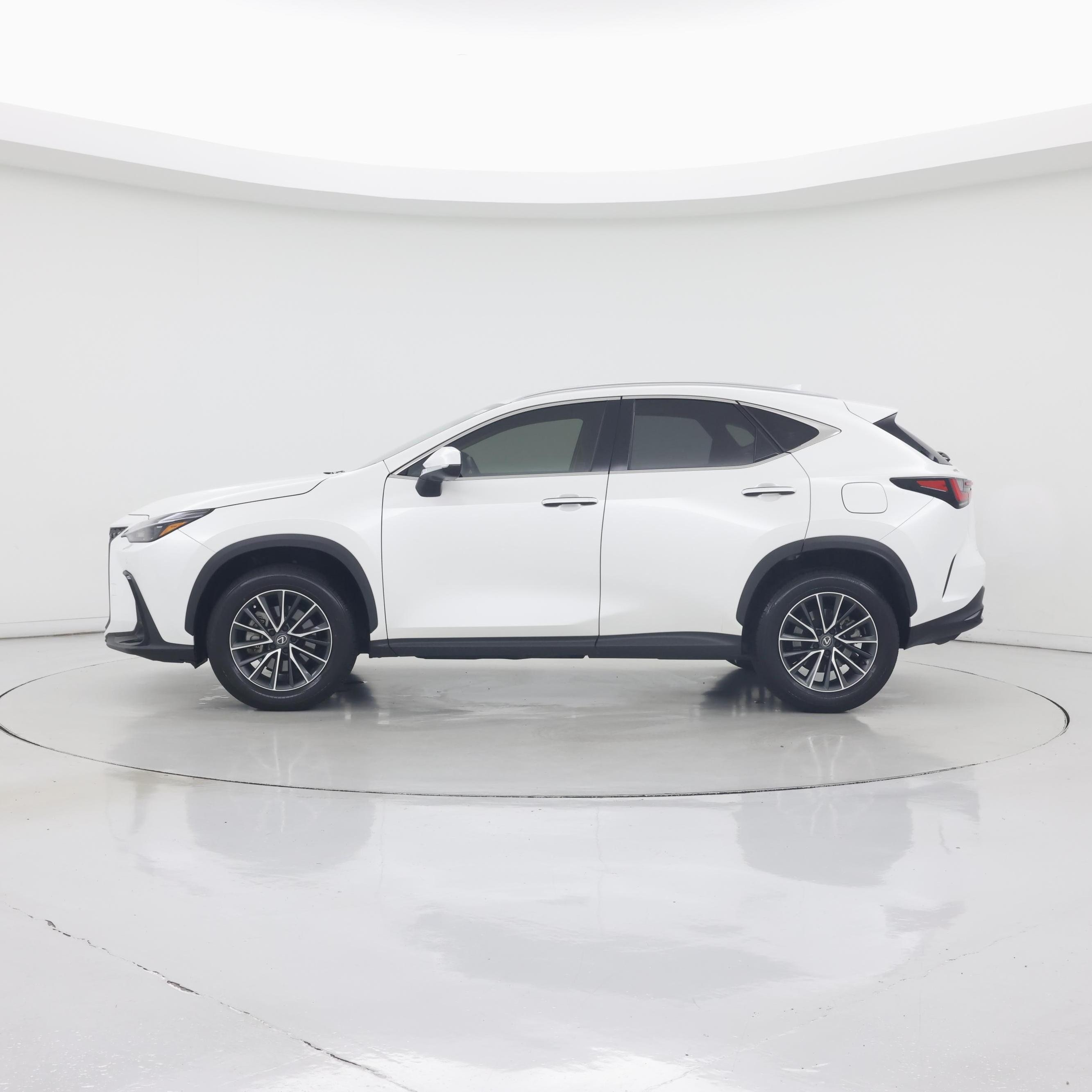 Thumbnail: 2024 Lexus NX - 3