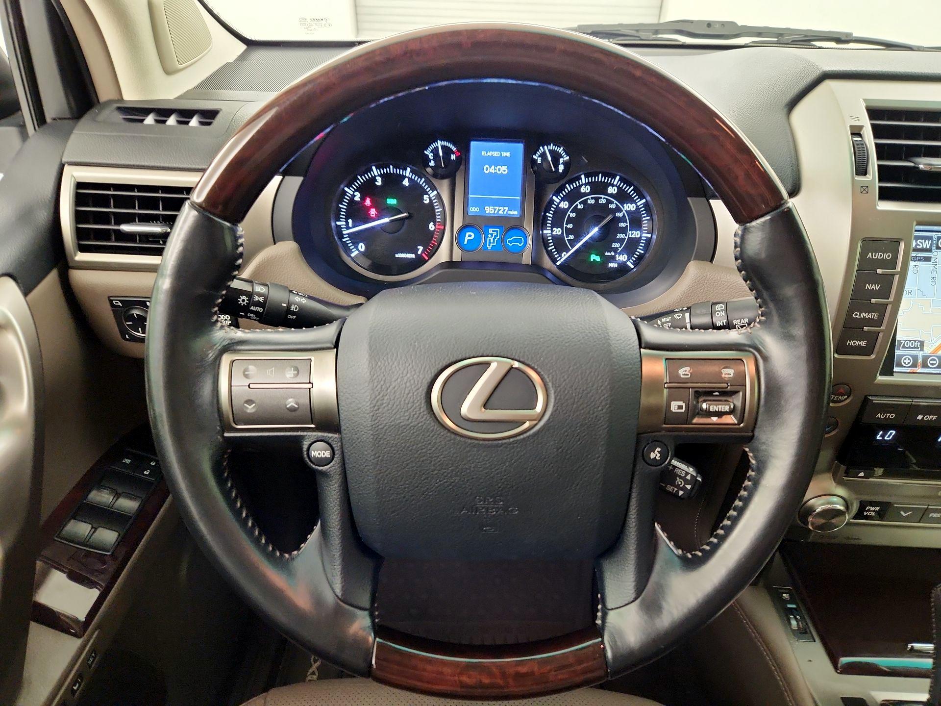 Thumbnail: 2018 Lexus GX - 10