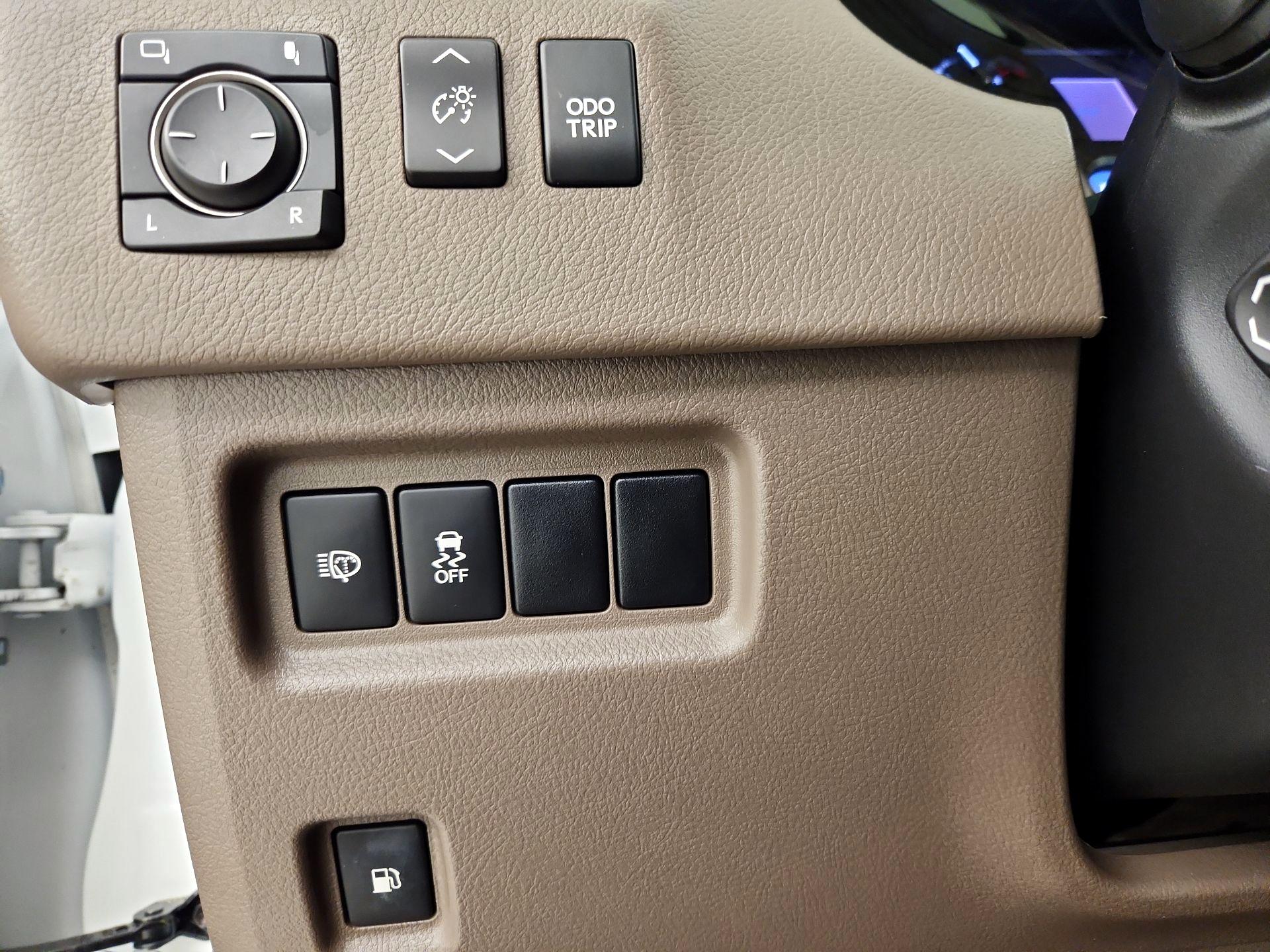 Thumbnail: 2018 Lexus GX - 13