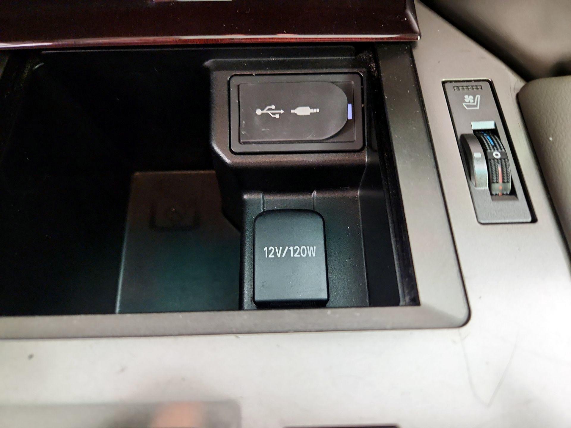 Thumbnail: 2018 Lexus GX - 19