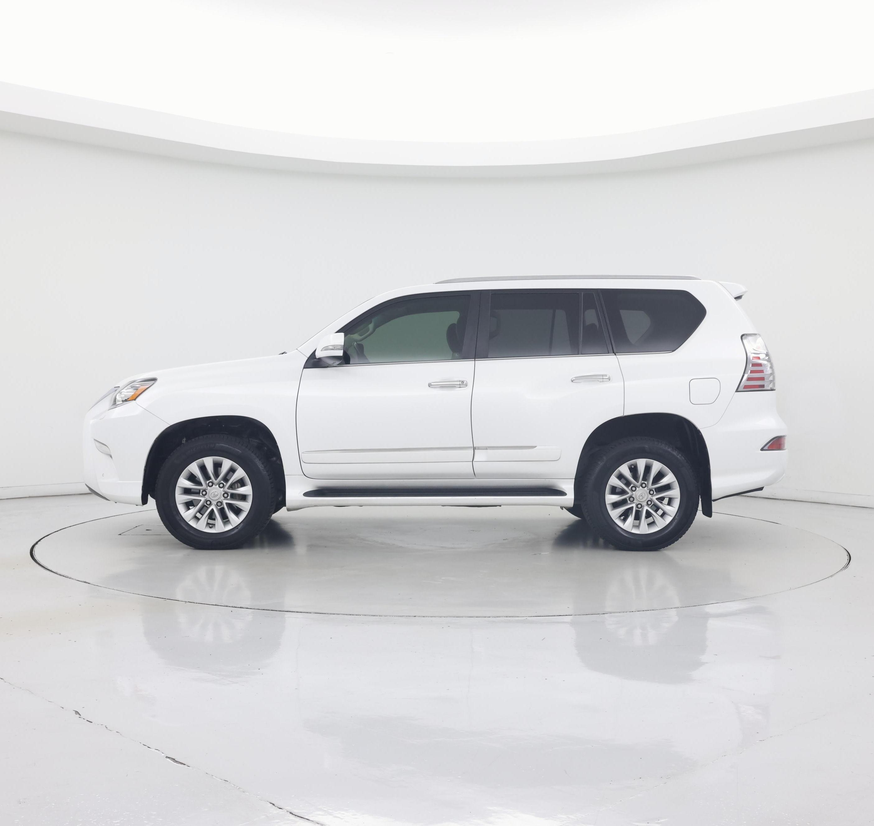 Thumbnail: 2018 Lexus GX - 3