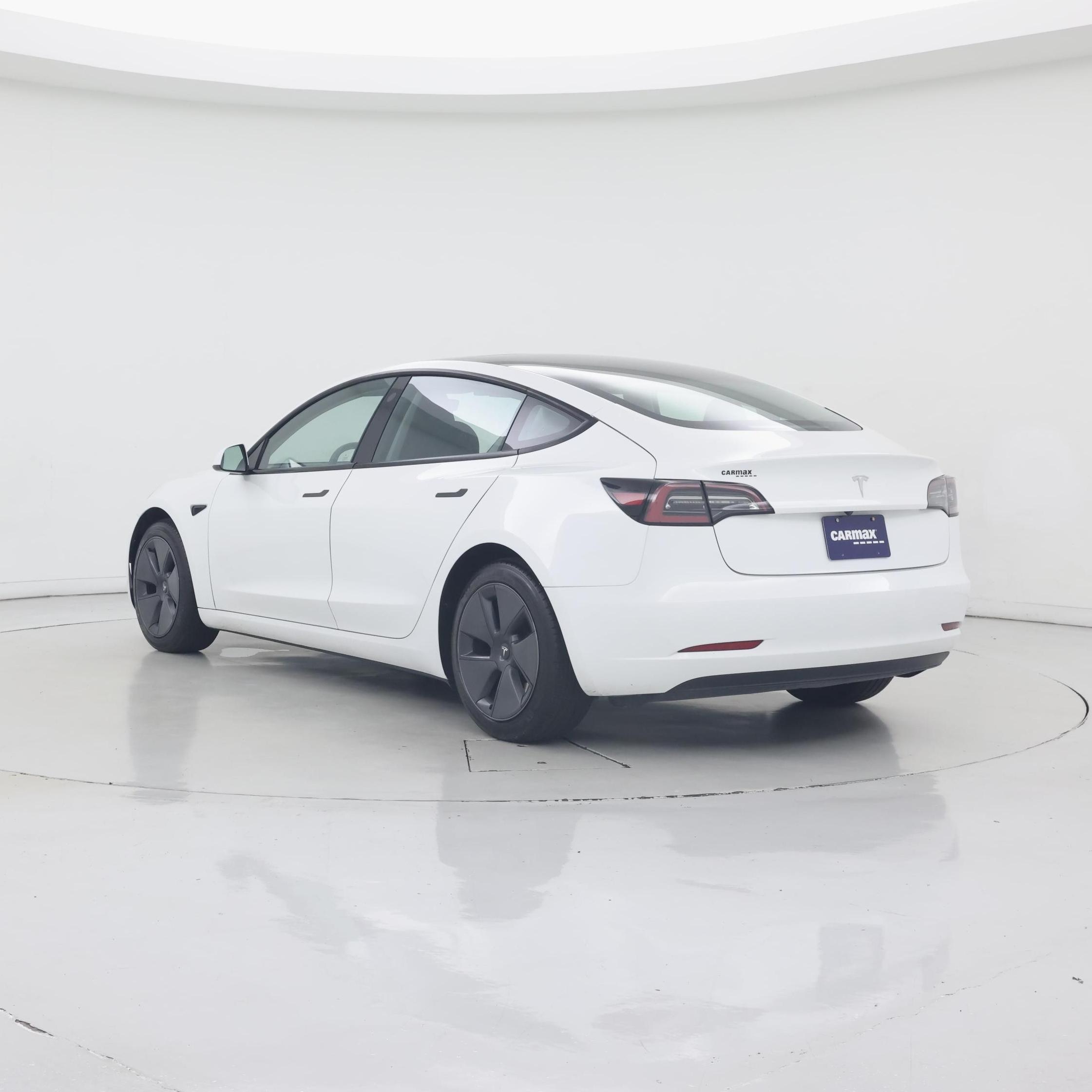 Thumbnail: 2023 Tesla Model 3 - 2