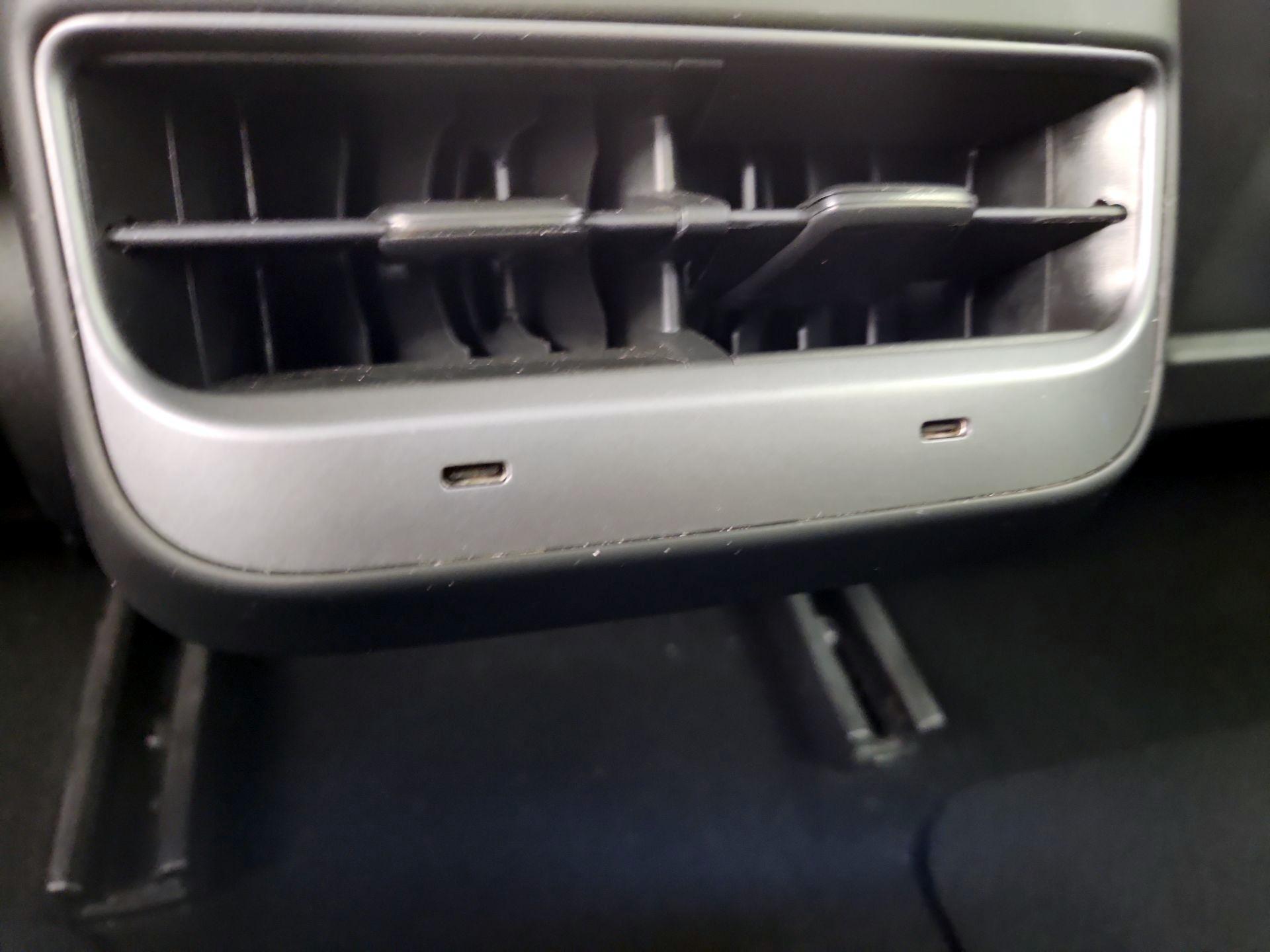Thumbnail: 2023 Tesla Model 3 - 19