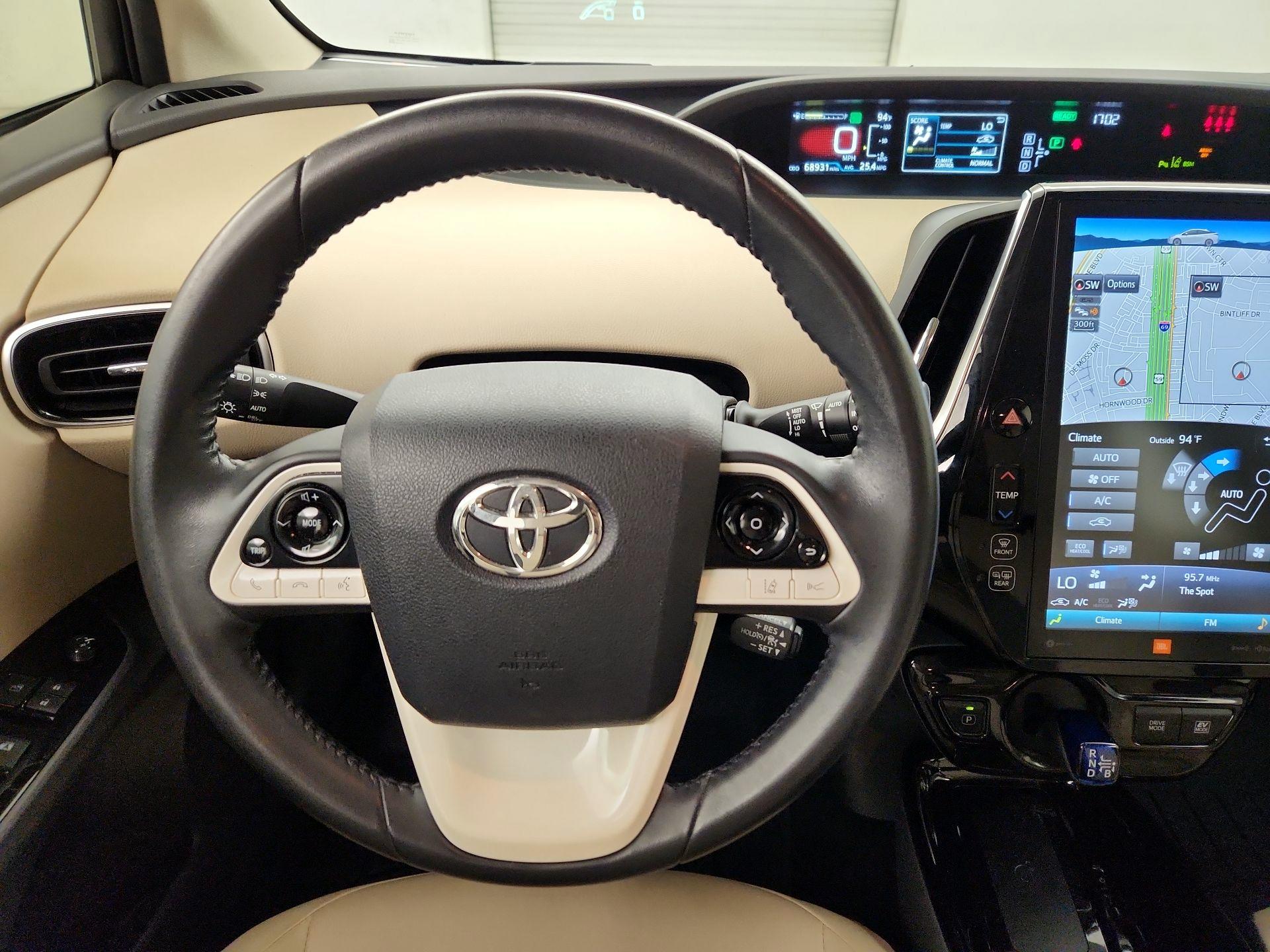 Thumbnail: 2018 Toyota Prius - 10