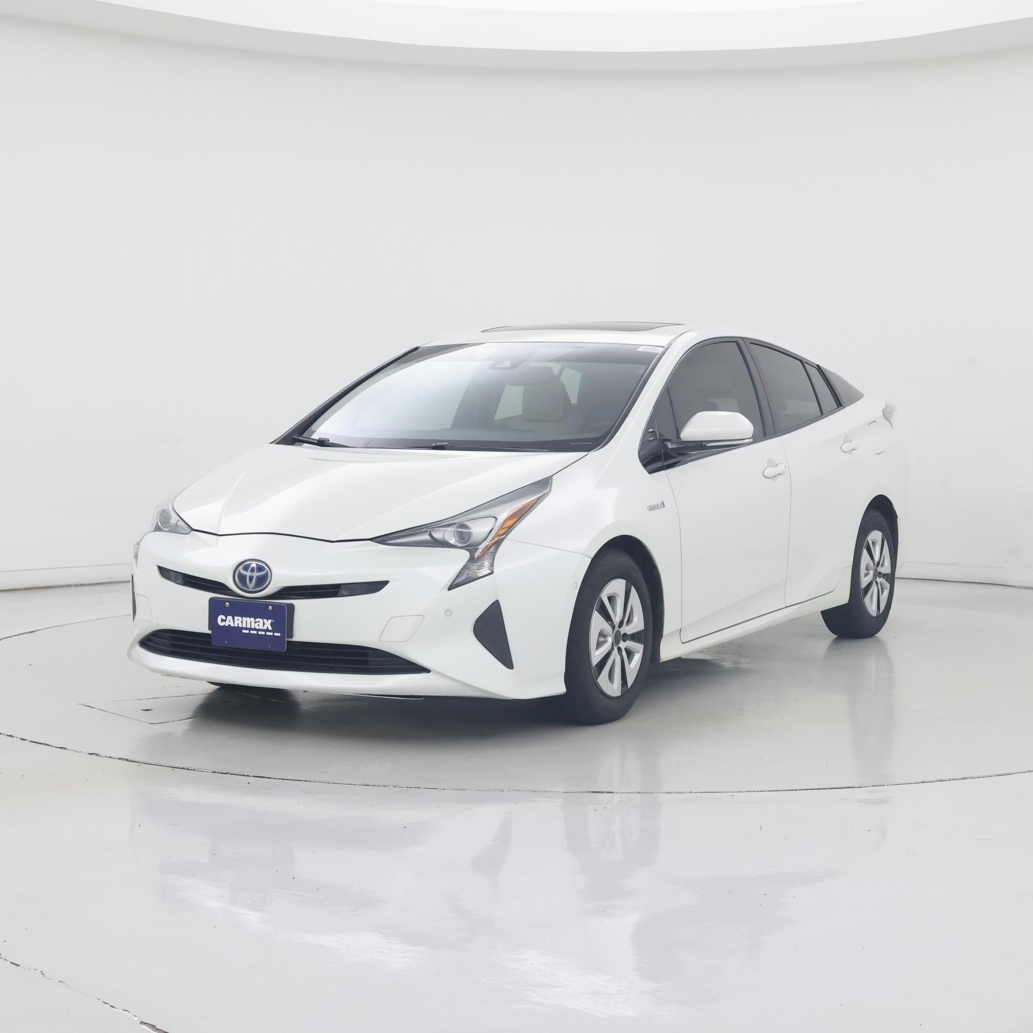Thumbnail: 2018 Toyota Prius - 4