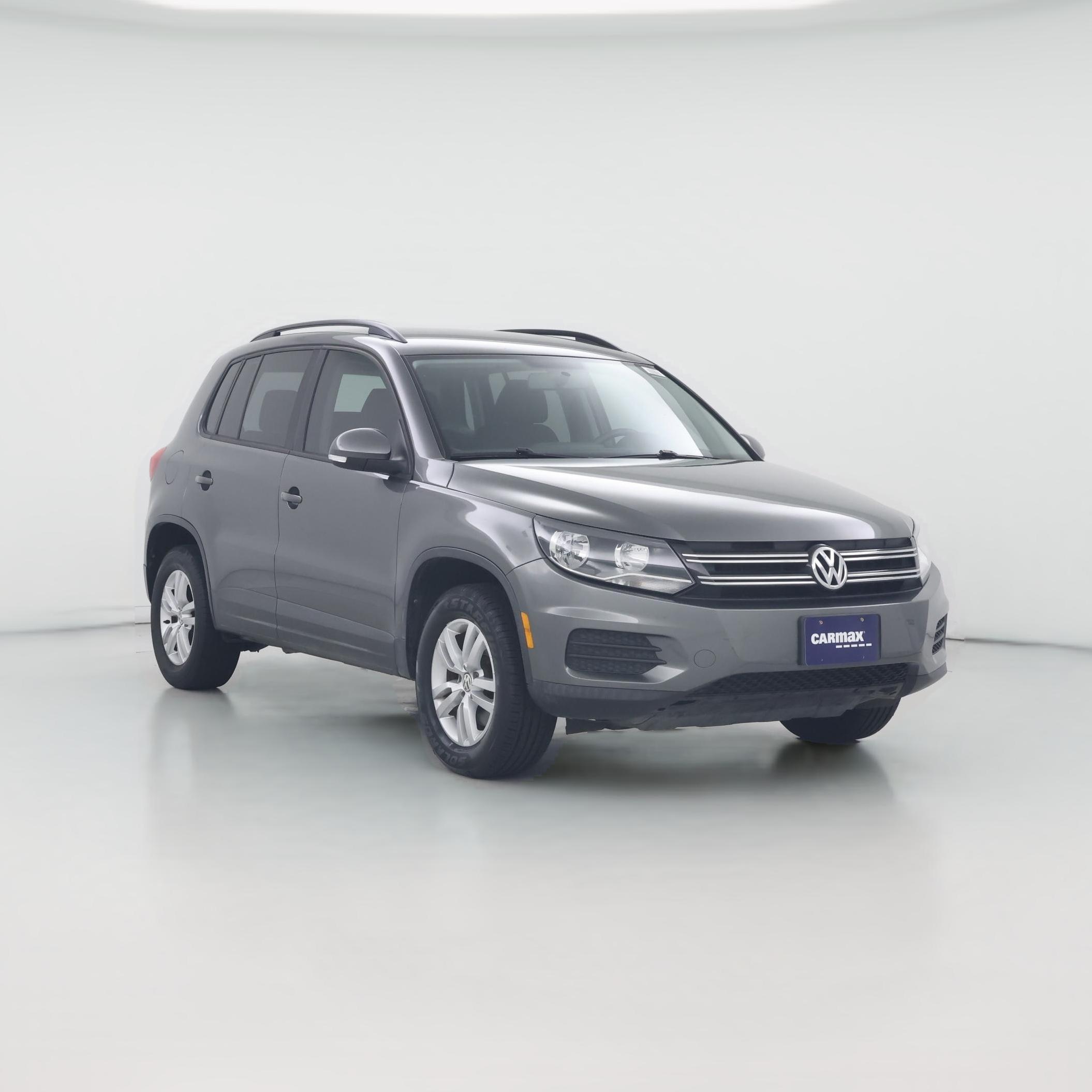 Thumbnail: 2015 Volkswagen Tiguan - 1