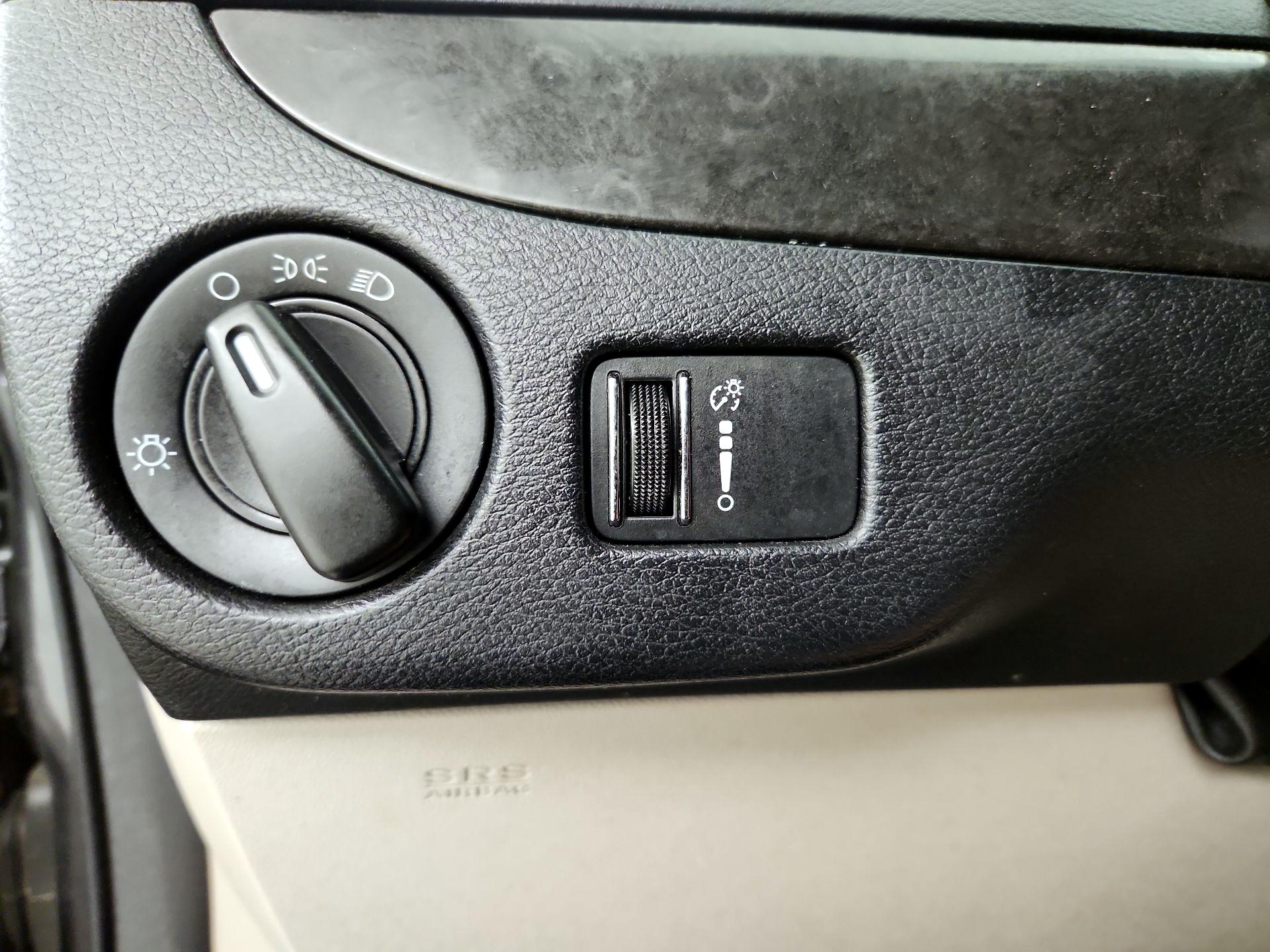 Thumbnail: 2020 Dodge Grand Caravan - 13