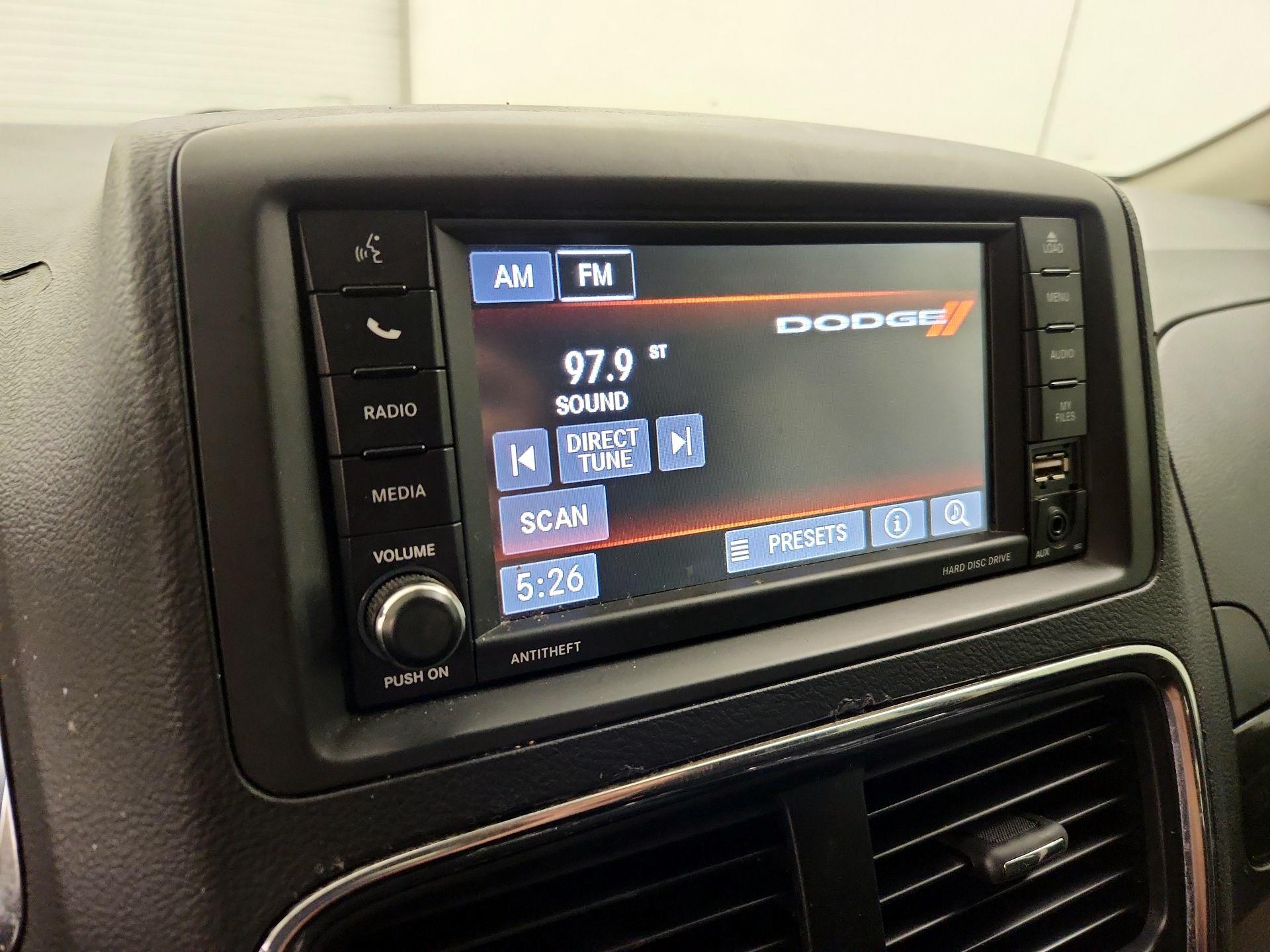 Thumbnail: 2020 Dodge Grand Caravan - 15
