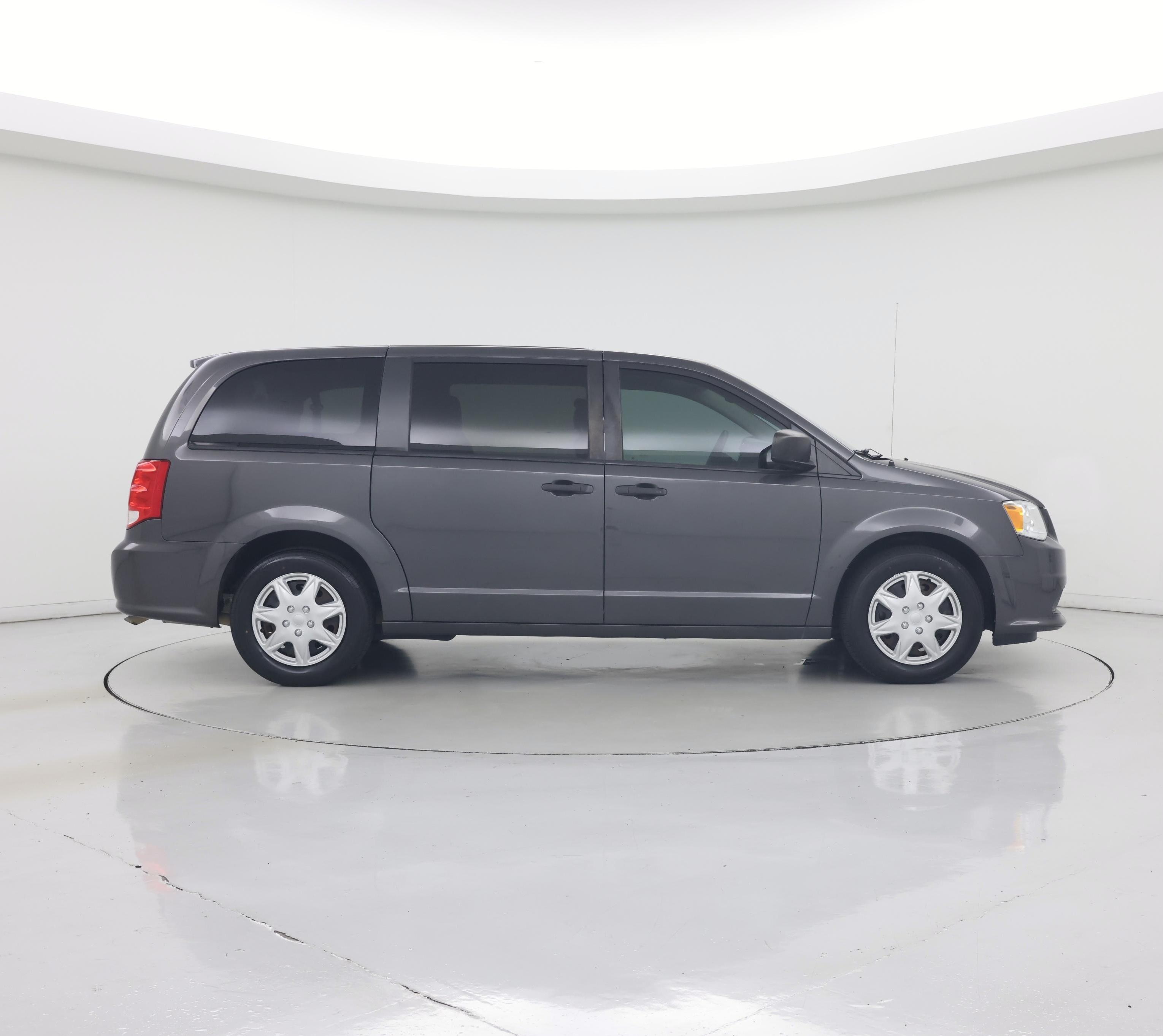 Thumbnail: 2020 Dodge Grand Caravan - 7
