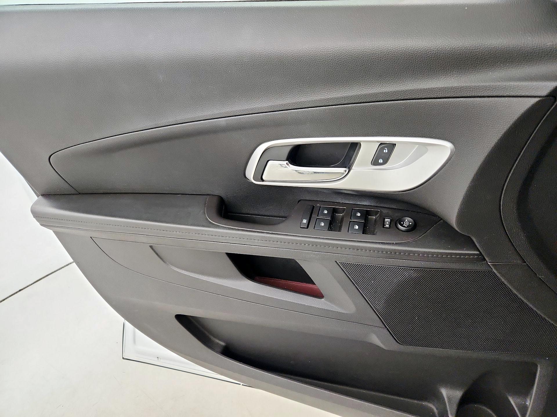 Thumbnail: 2015 Chevrolet Equinox - 12