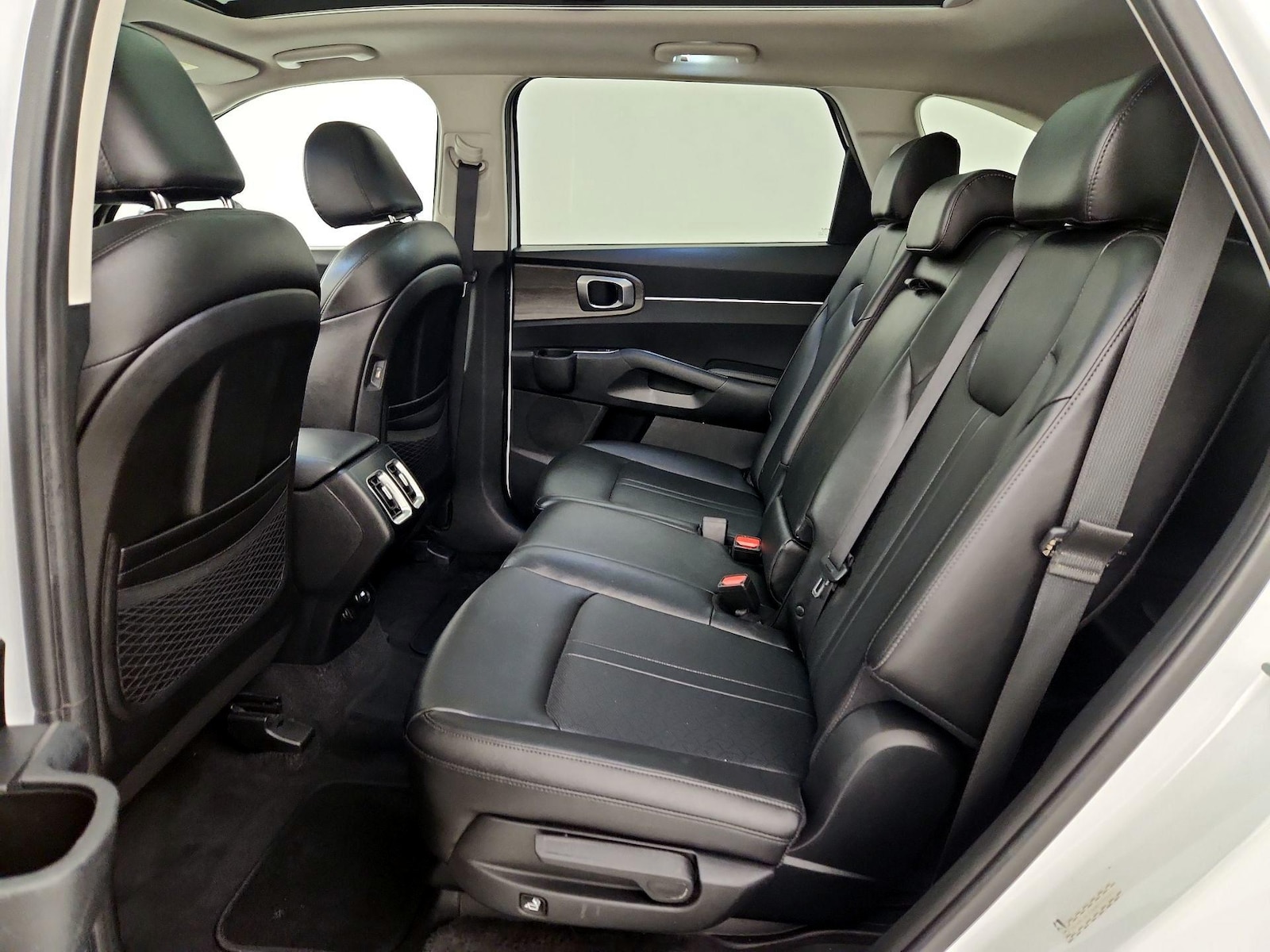 2022 Kia Sorento X-Line S - Photo 22