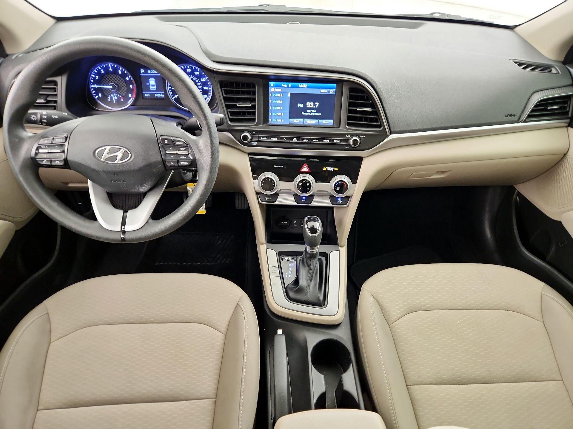 Thumbnail: 2019 Hyundai Elantra - 9