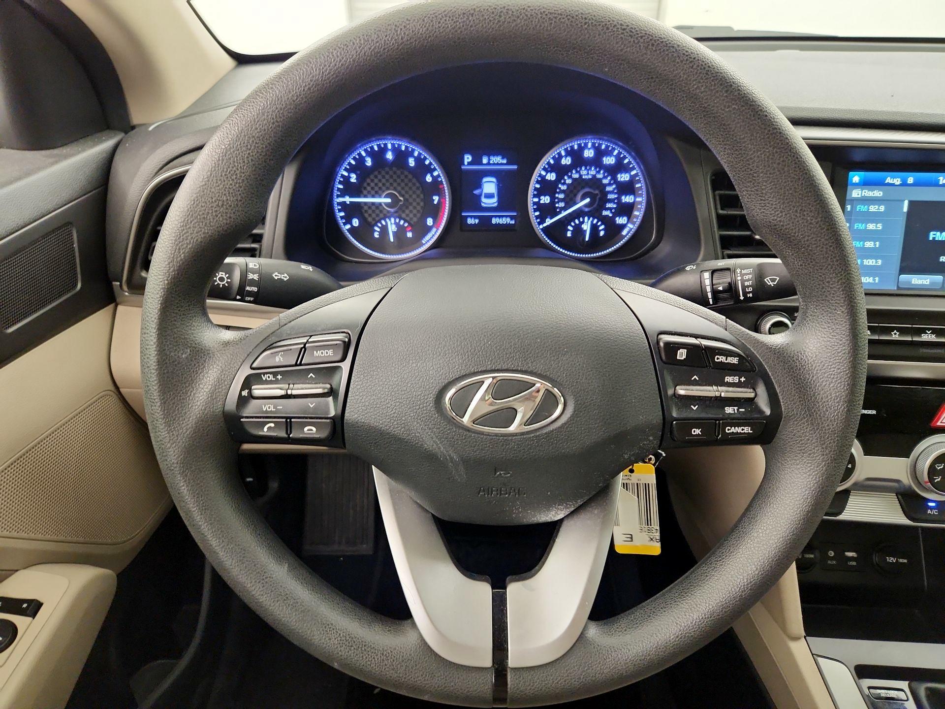 Thumbnail: 2019 Hyundai Elantra - 10