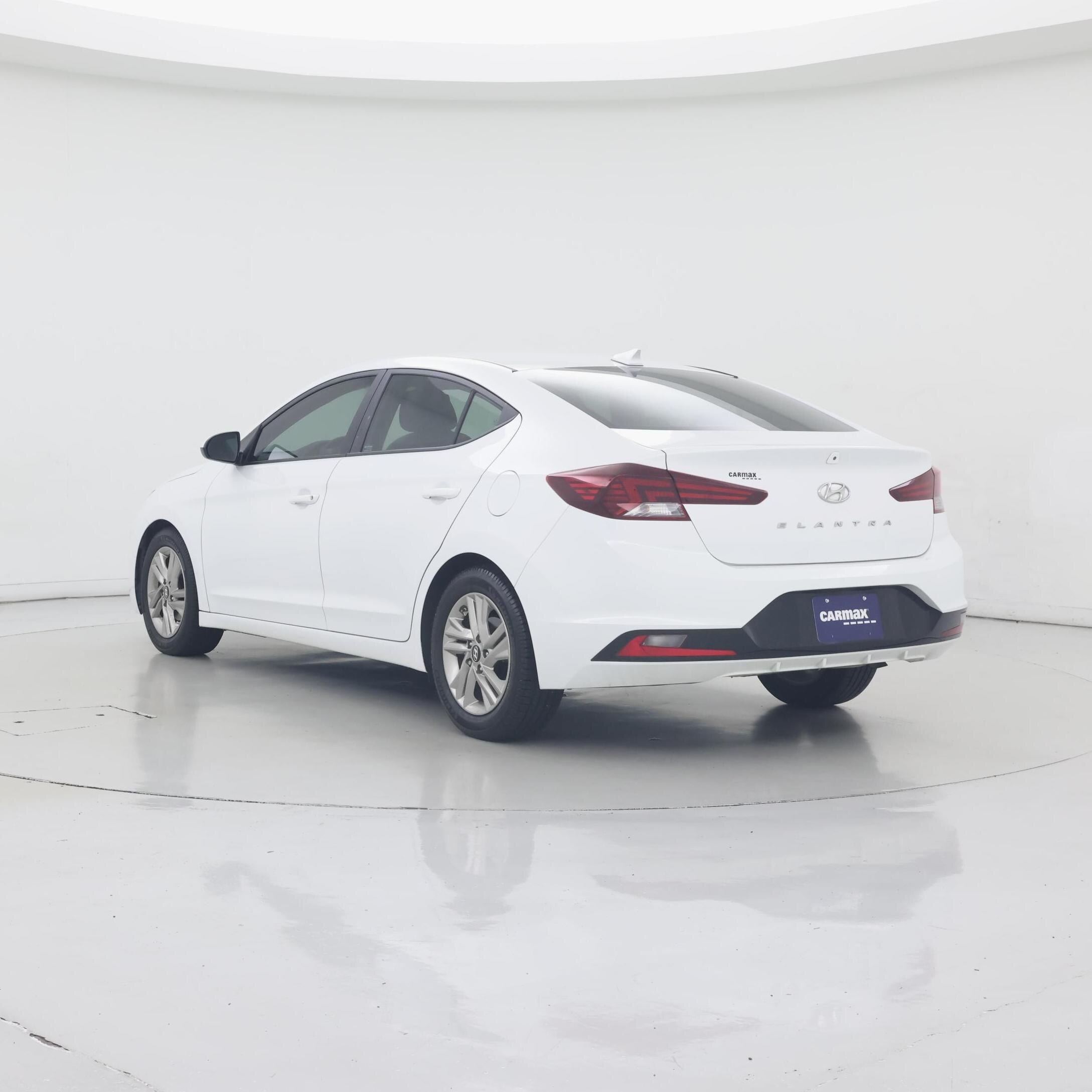 Thumbnail: 2019 Hyundai Elantra - 2