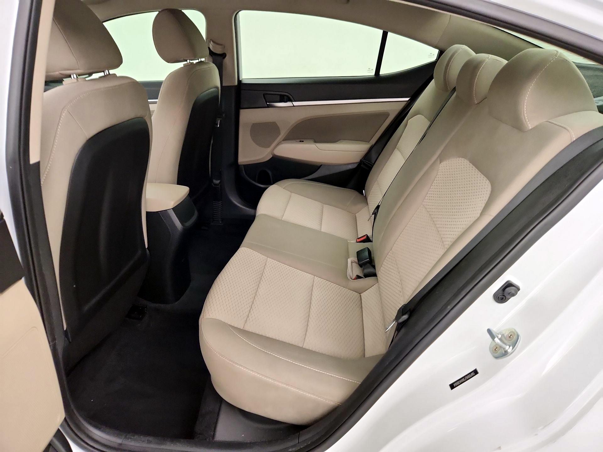 Thumbnail: 2019 Hyundai Elantra - 19
