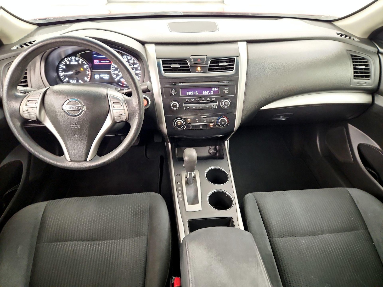 2015 Nissan Altima S - Photo 10