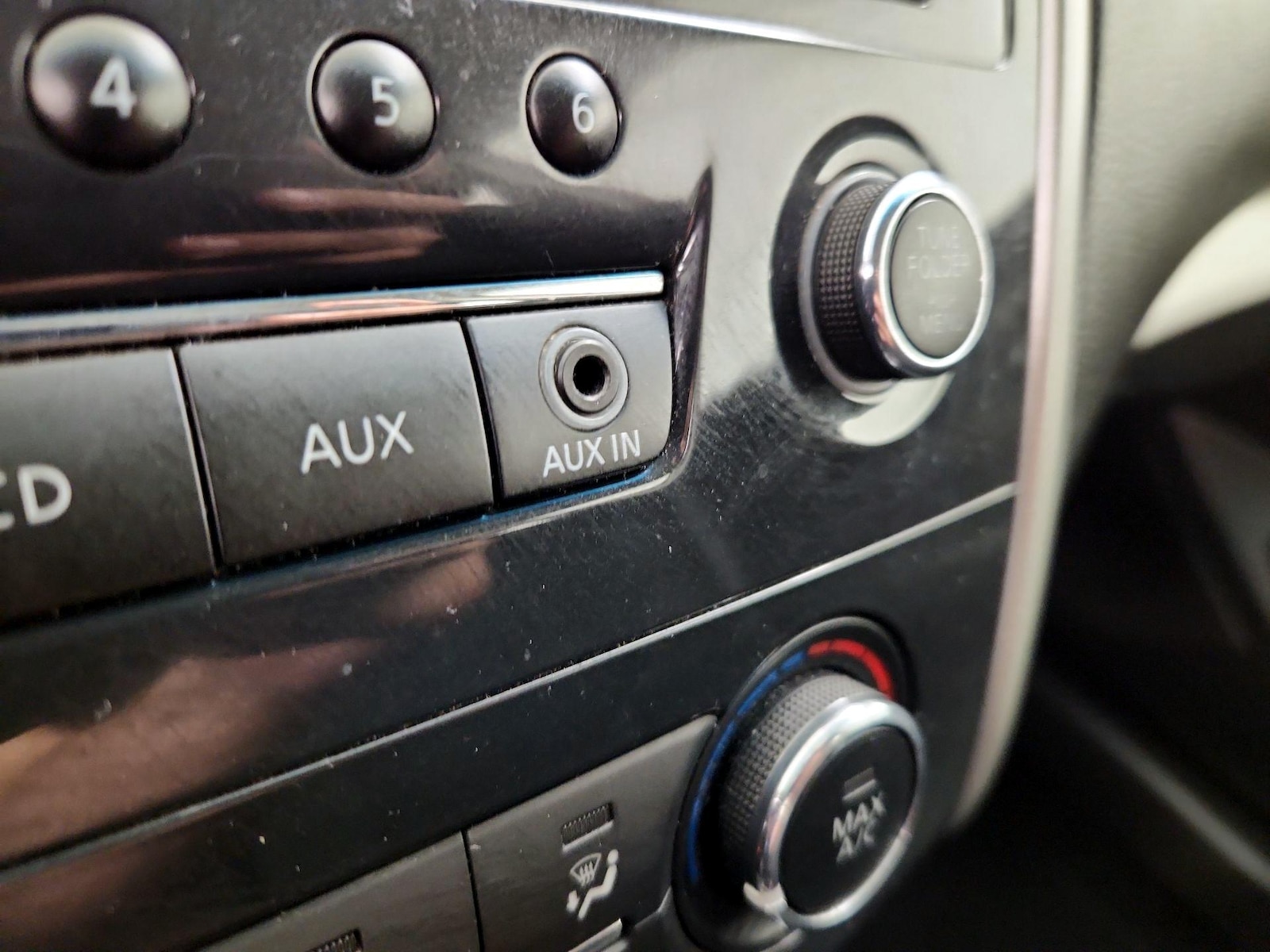 2015 Nissan Altima S - Photo 18
